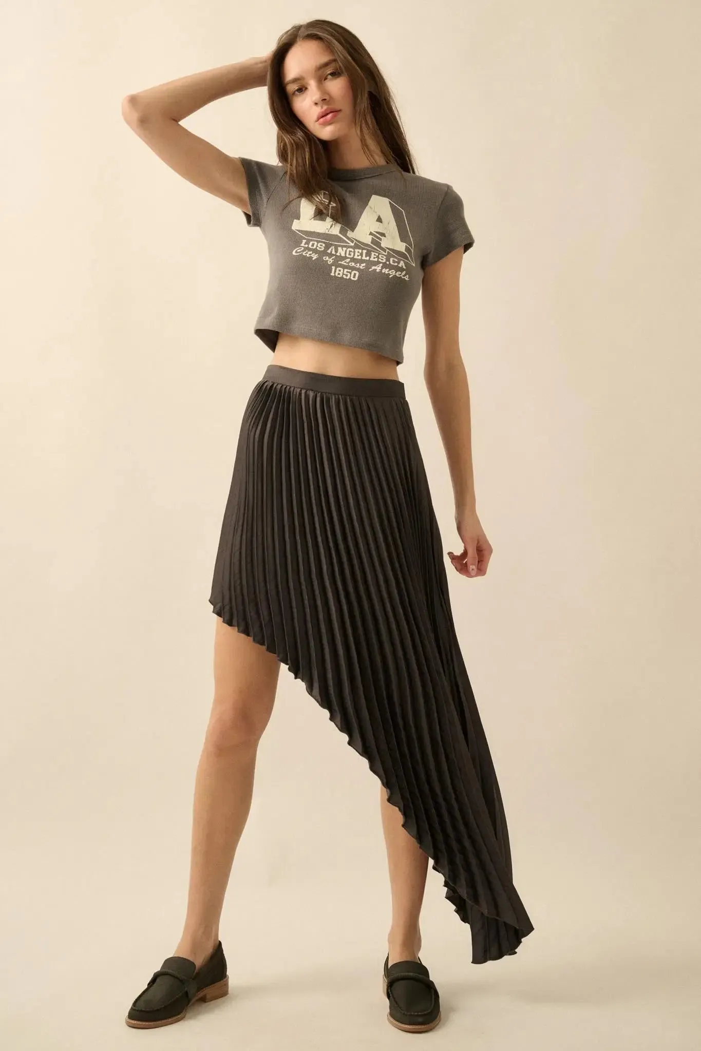 Sleek Pleats Asymmetrical Pleated Satin Skirt sold by Promesa product image thumbnail 4