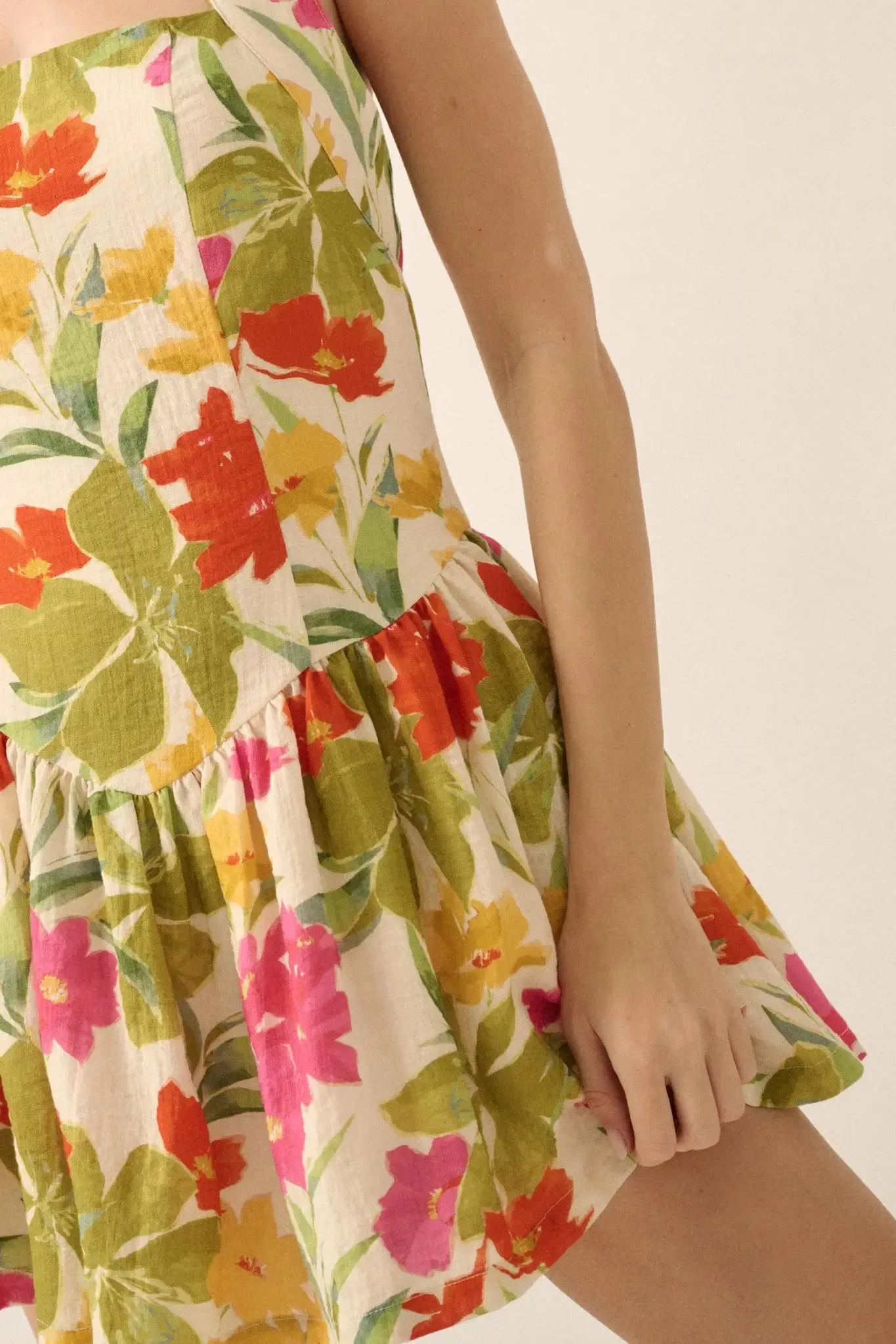 Maui Magic Tropical Floral Halter Mini Dress sold by Promesa product image thumbnail 4