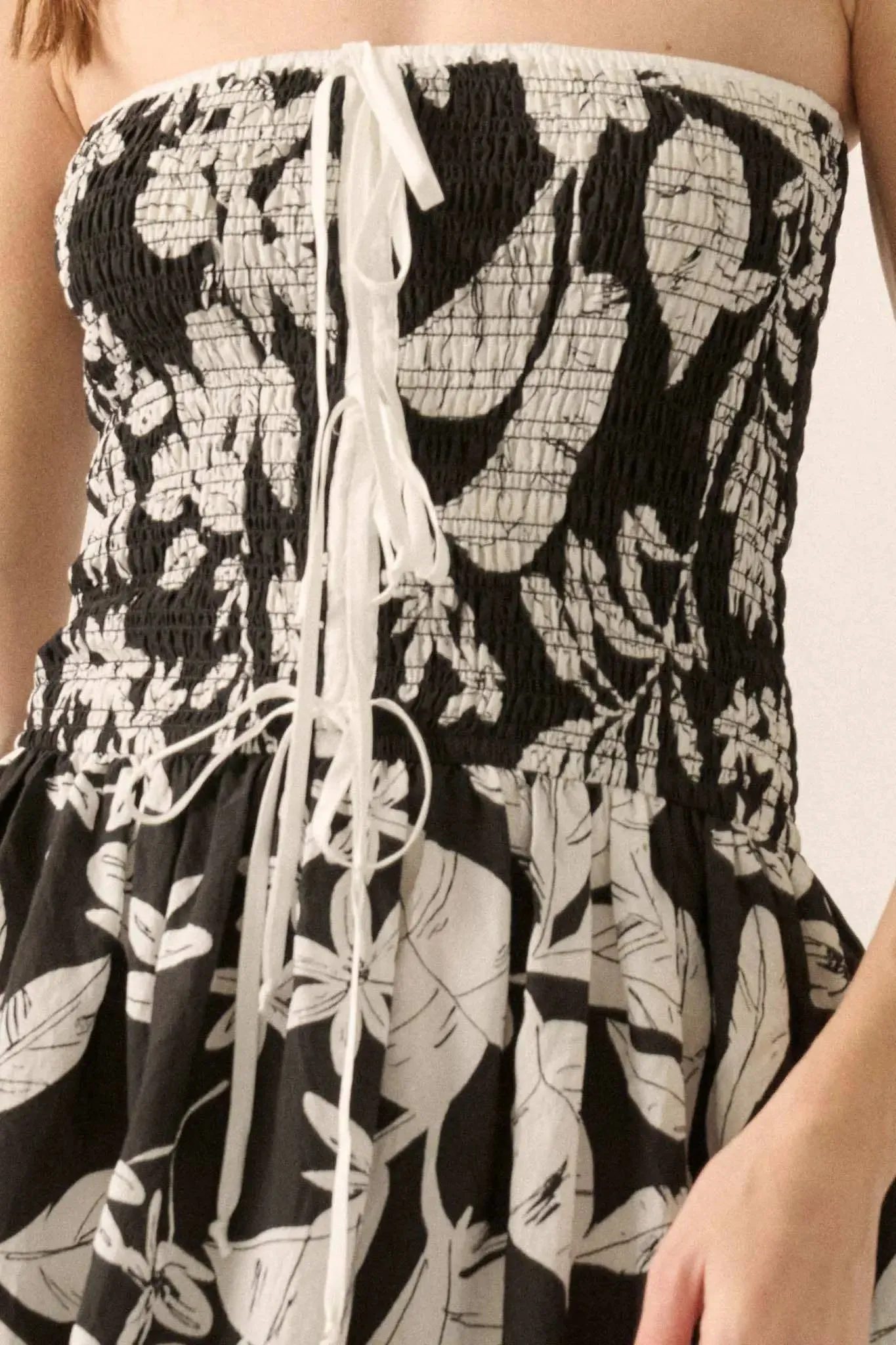 Palm Poetry Tropical Strapless Pocket Midi Dress sold by Promesa product image thumbnail 5