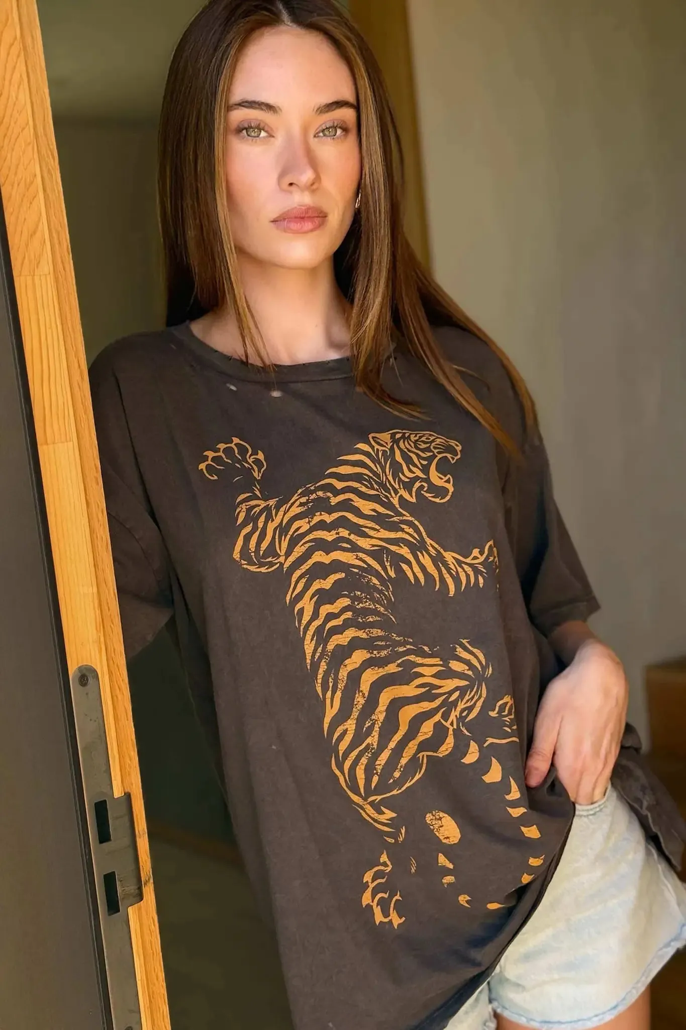 Wild Tiger Distressed Oversize Graphic Tee sold by Promesa product image thumbnail 3