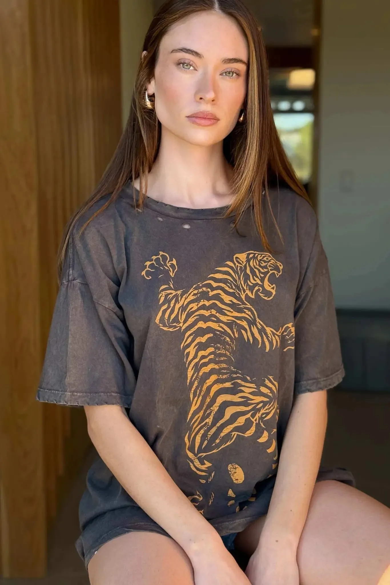 Wild Tiger Distressed Oversize Graphic Tee sold by Promesa product image thumbnail 4