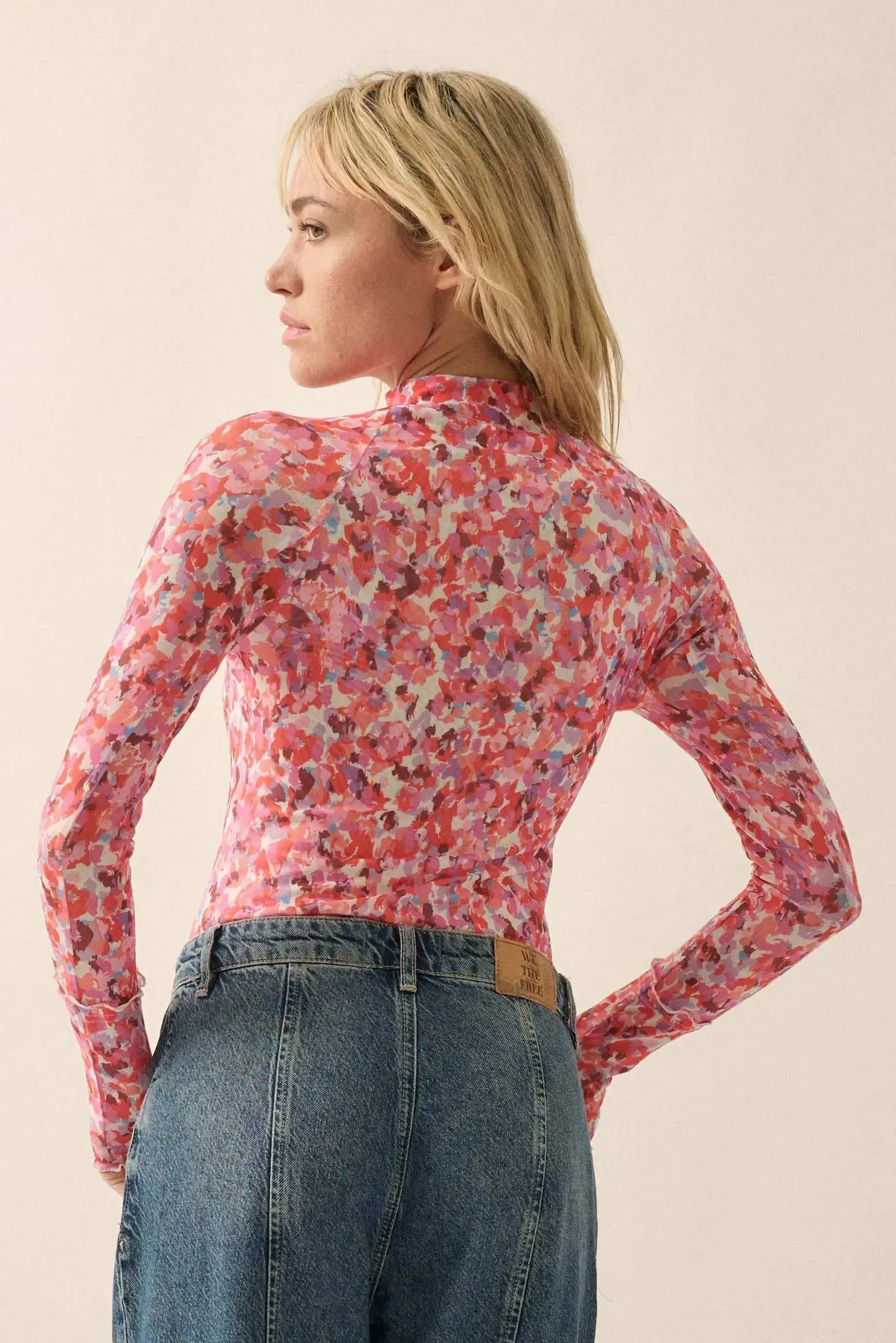 Color Pop Floral Mesh Mock-Neck Thumbhole Top sold by Promesa product image thumbnail 2