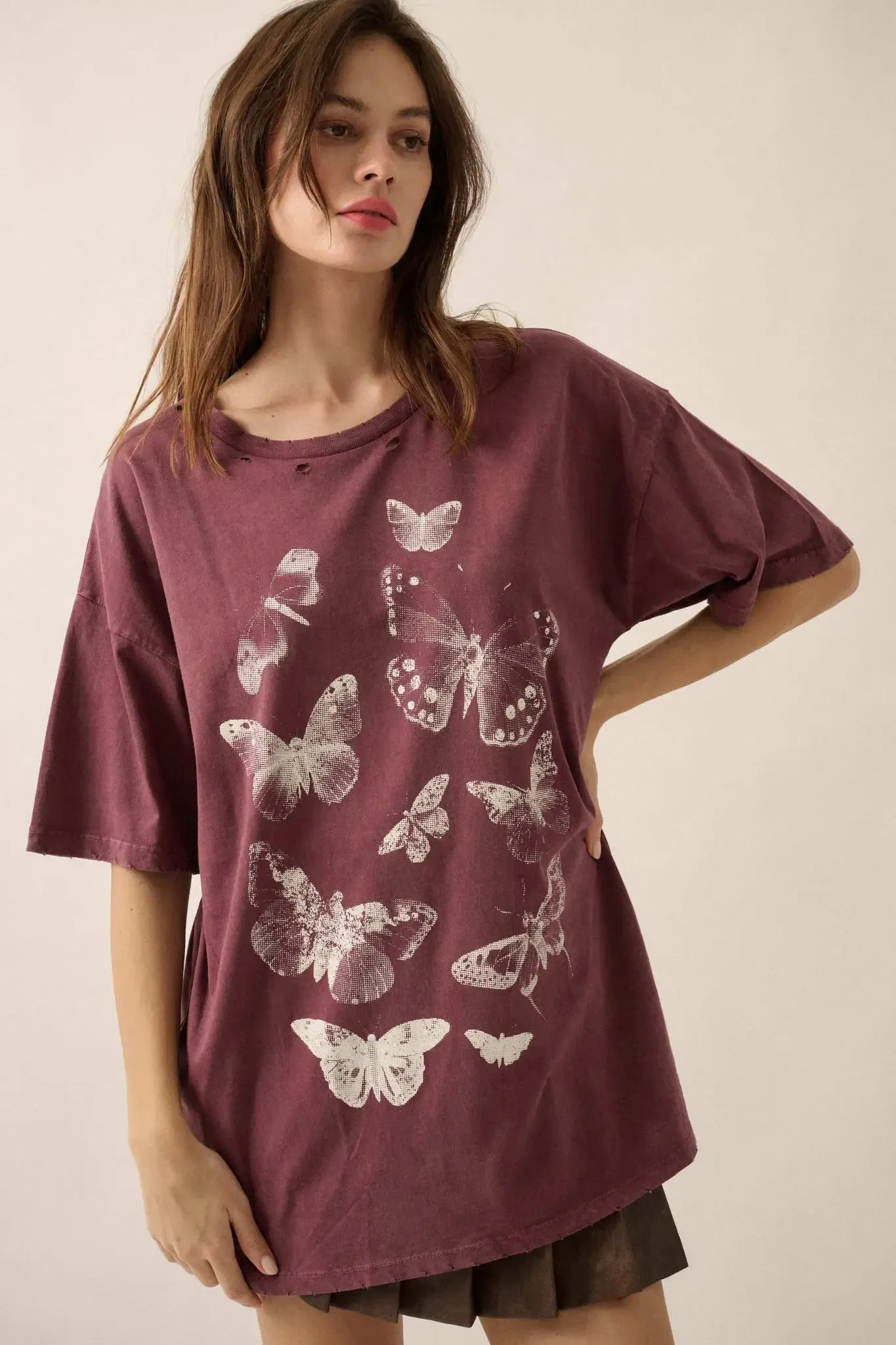 Butterfly Kisses Oversize Distressed Graphic Tee sold by Promesa product image thumbnail 4