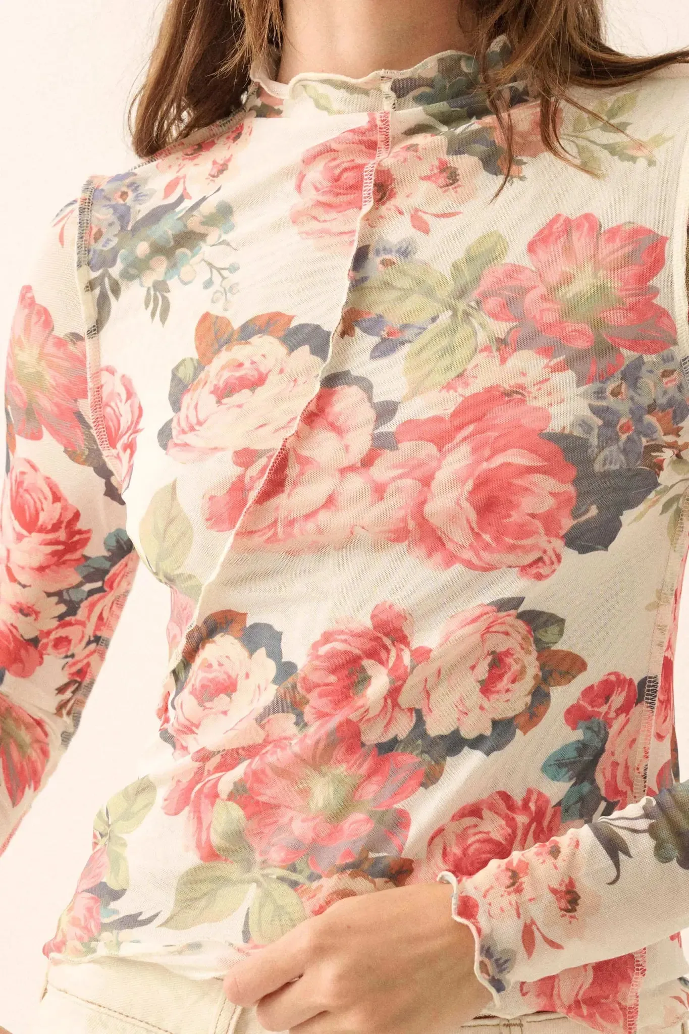 Blooming Heart Floral Mesh Exposed-Seam Top sold by Promesa product image thumbnail 5