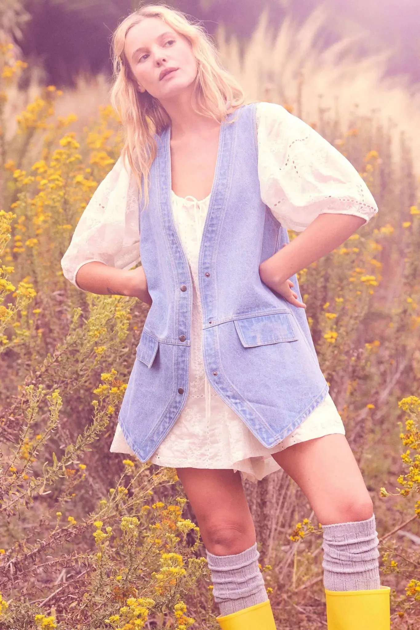 Days Go By Denim Snap-Front Vest sold by Promesa product image thumbnail 3