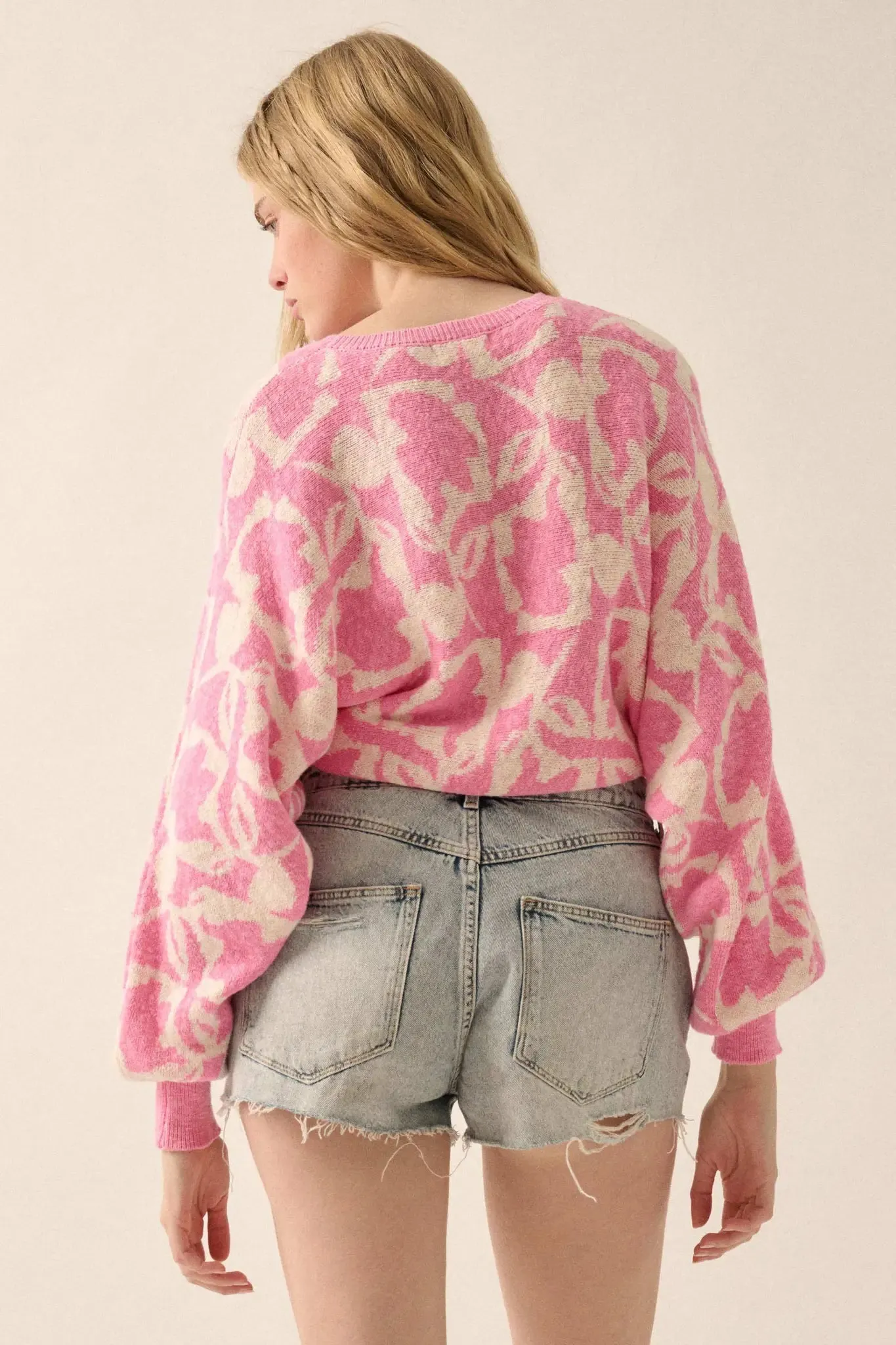 Abstract Garden Floral Jacquard Cropped Sweater sold by Promesa product image thumbnail 2