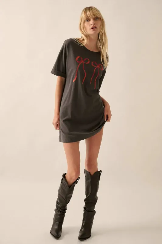 You Bow Girl Oversize Cuffed Graphic Tee sold by Promesa