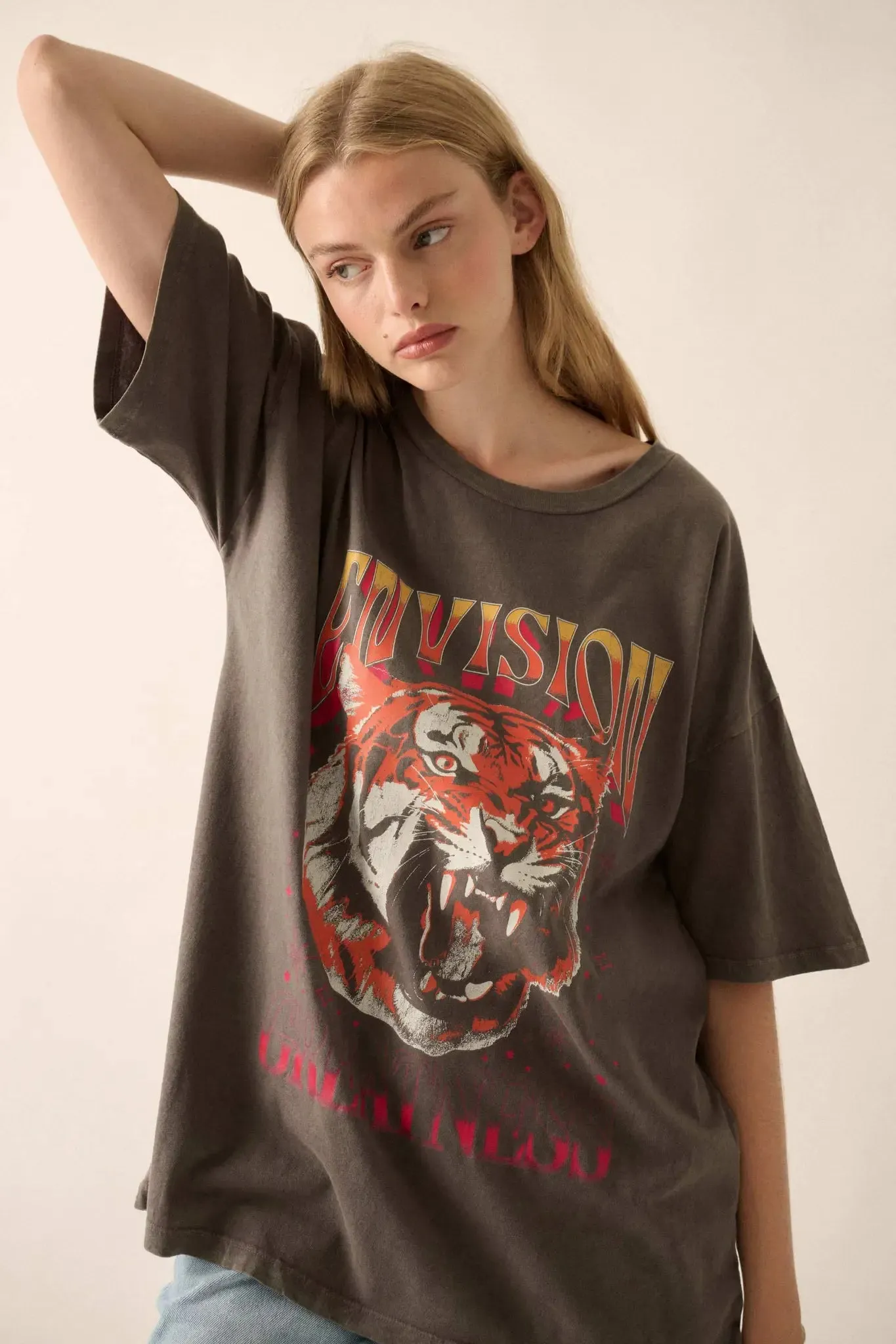 Envision Greatness Vintage-Print Tiger Graphic Tee sold by Promesa product image thumbnail 5