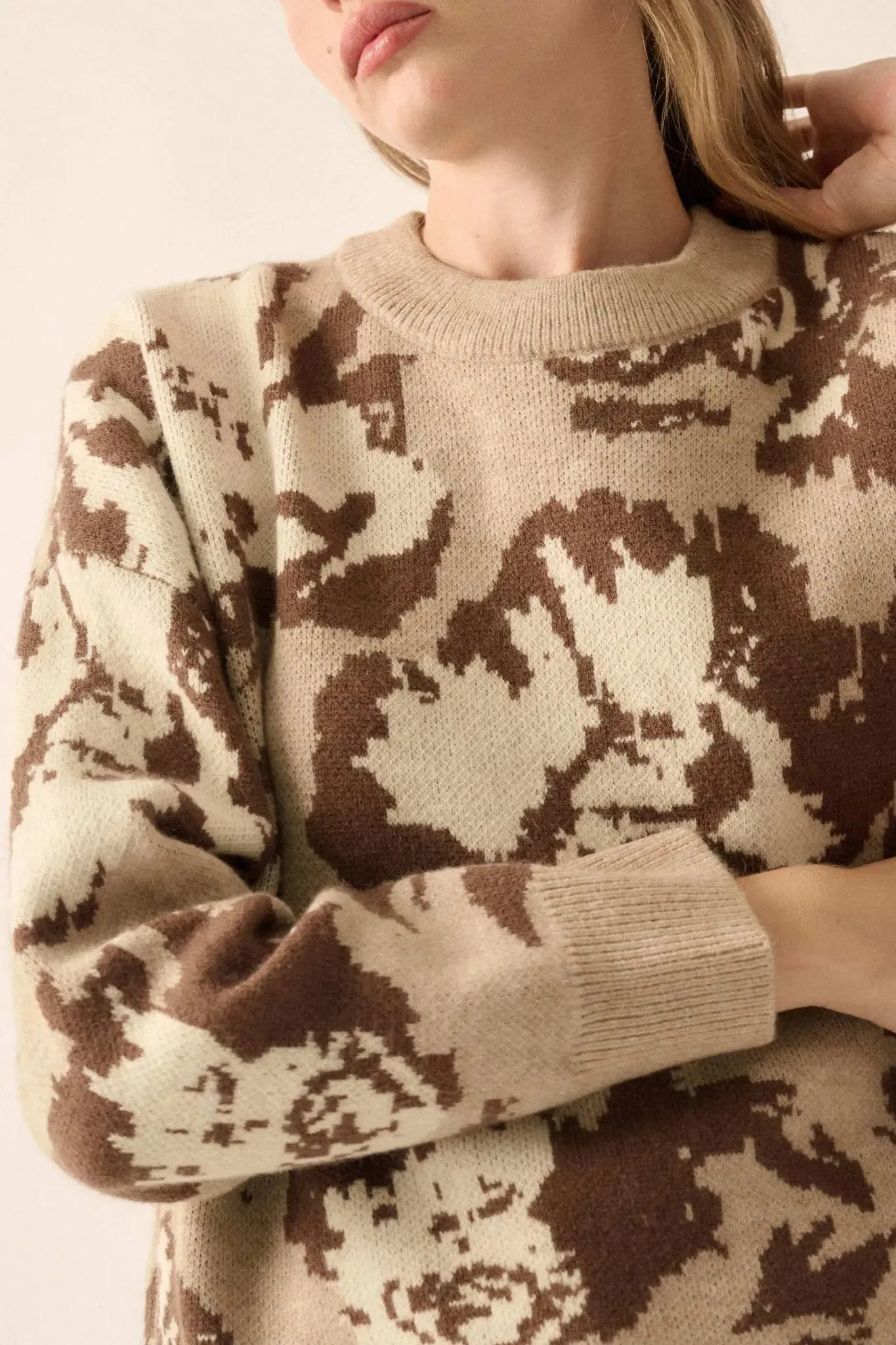 Cuddly Blossoms Oversize Floral Jacquard Sweater sold by Promesa product image thumbnail 4