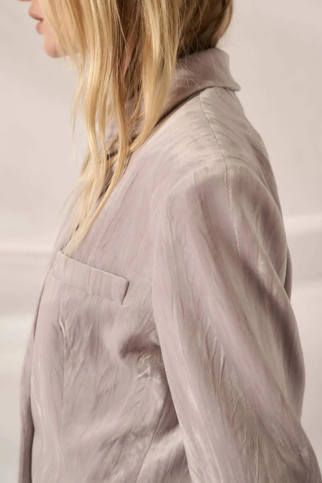 Living Luxuriously Oversize Crinkle Velvet Blazer sold by Promesa product image thumbnail 3