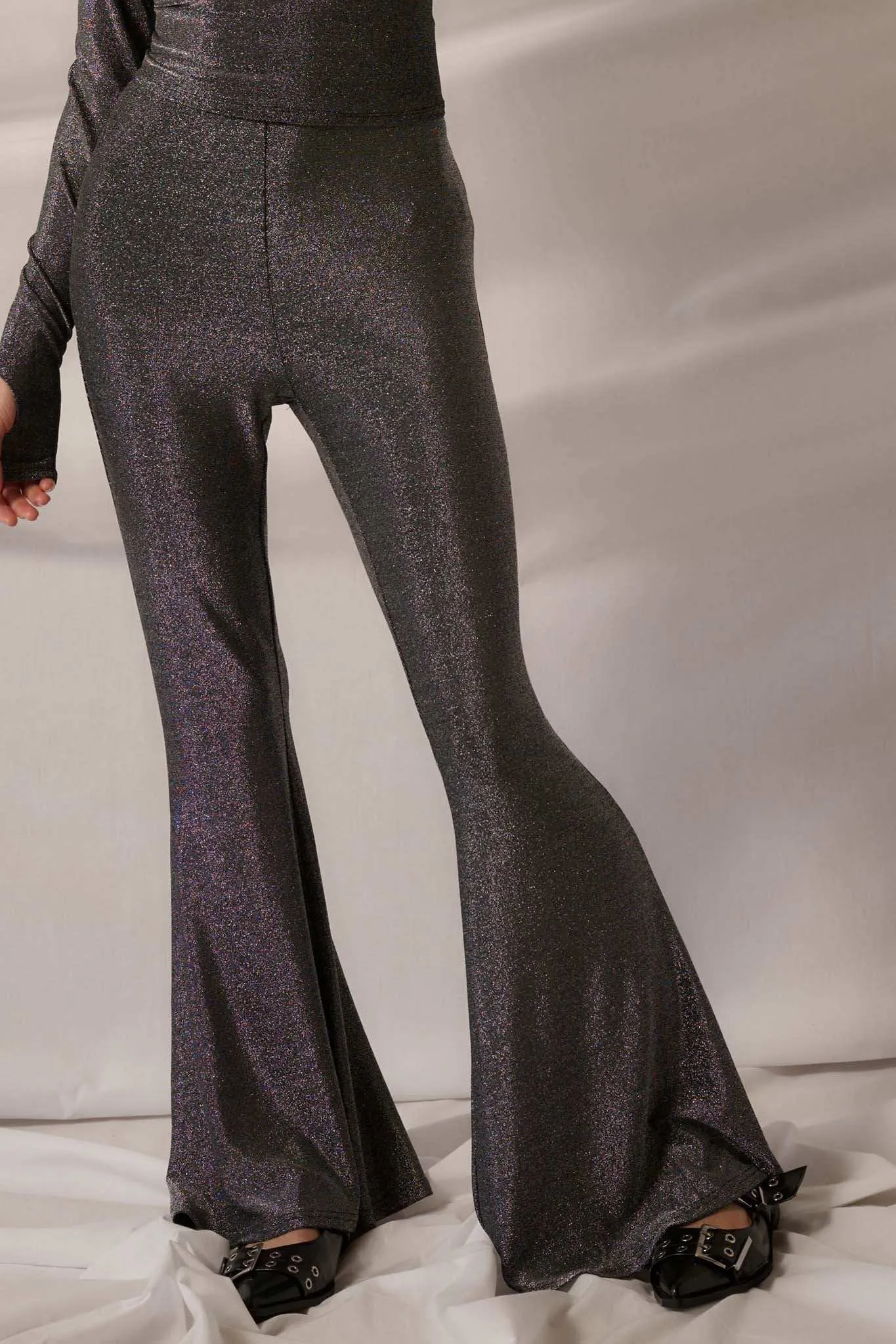 Moonage Daydream Metallic Knit Flare Pants sold by Promesa product image thumbnail 2