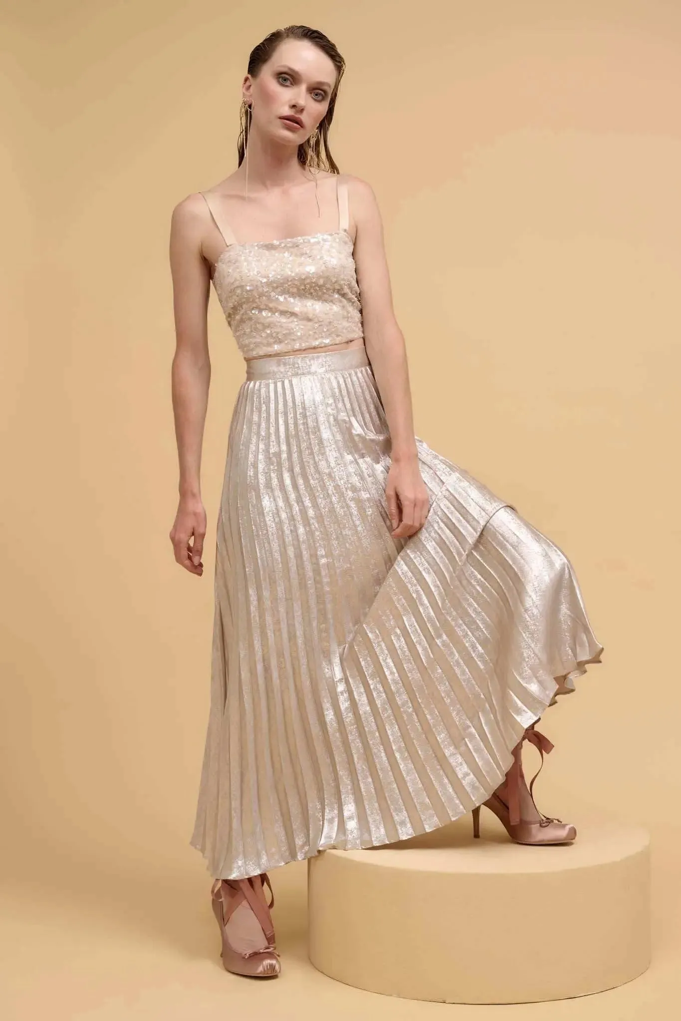 VIP List Beaded Sequin Cropped Cami Top sold by Promesa product image thumbnail 3