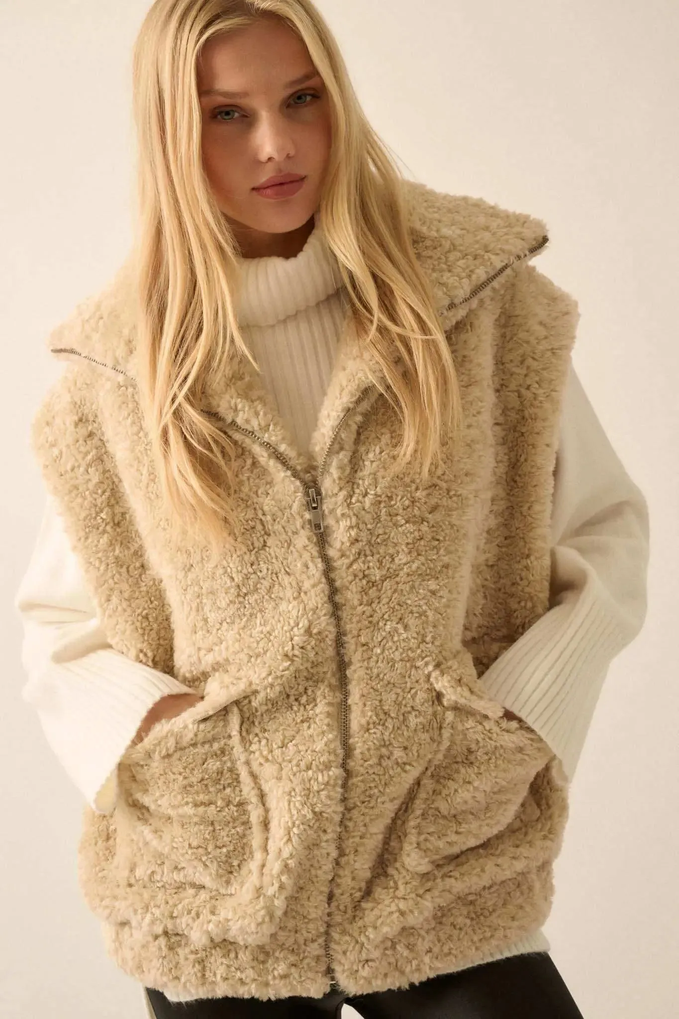 Creature Comforts Zip-Up Faux Fur Vest sold by Promesa product image thumbnail 4