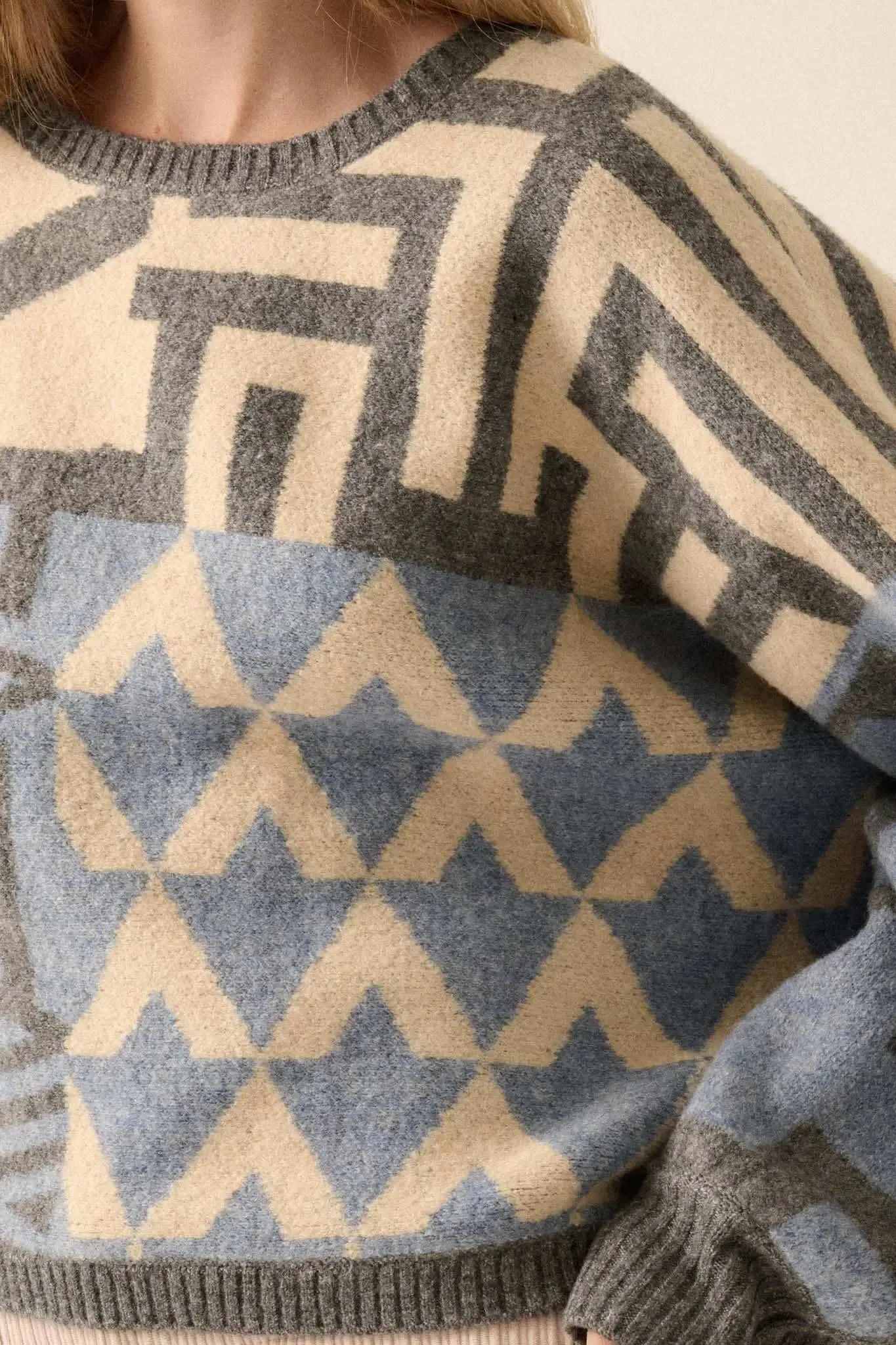 Shaping Up Multicolor Geometric Sweater sold by Promesa product image thumbnail 3