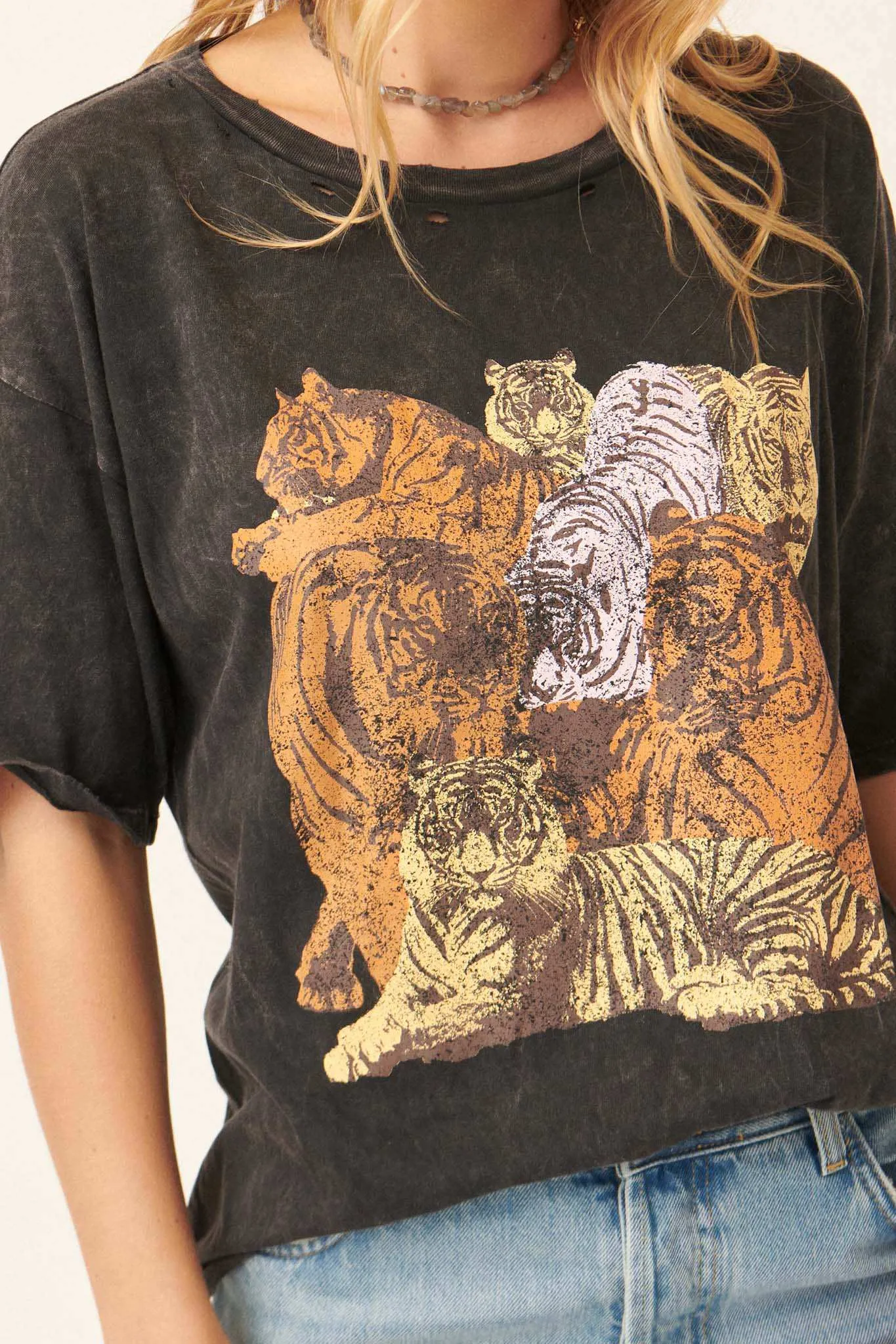 Tiger Pack Distressed Graphic Tee sold by Promesa product image thumbnail 2