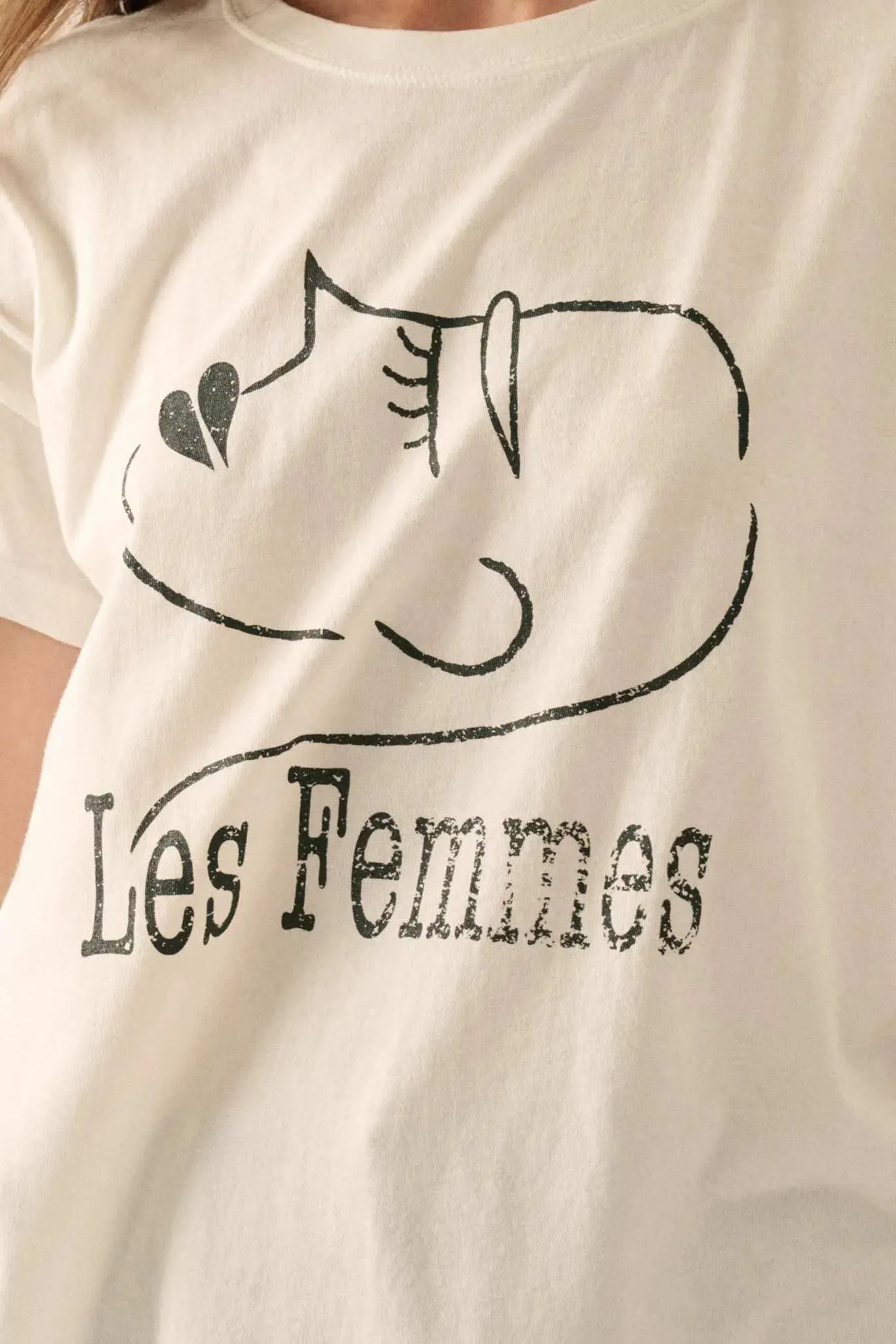 Les Femmes Vintage-Print Graphic Tee sold by Promesa product image thumbnail 2