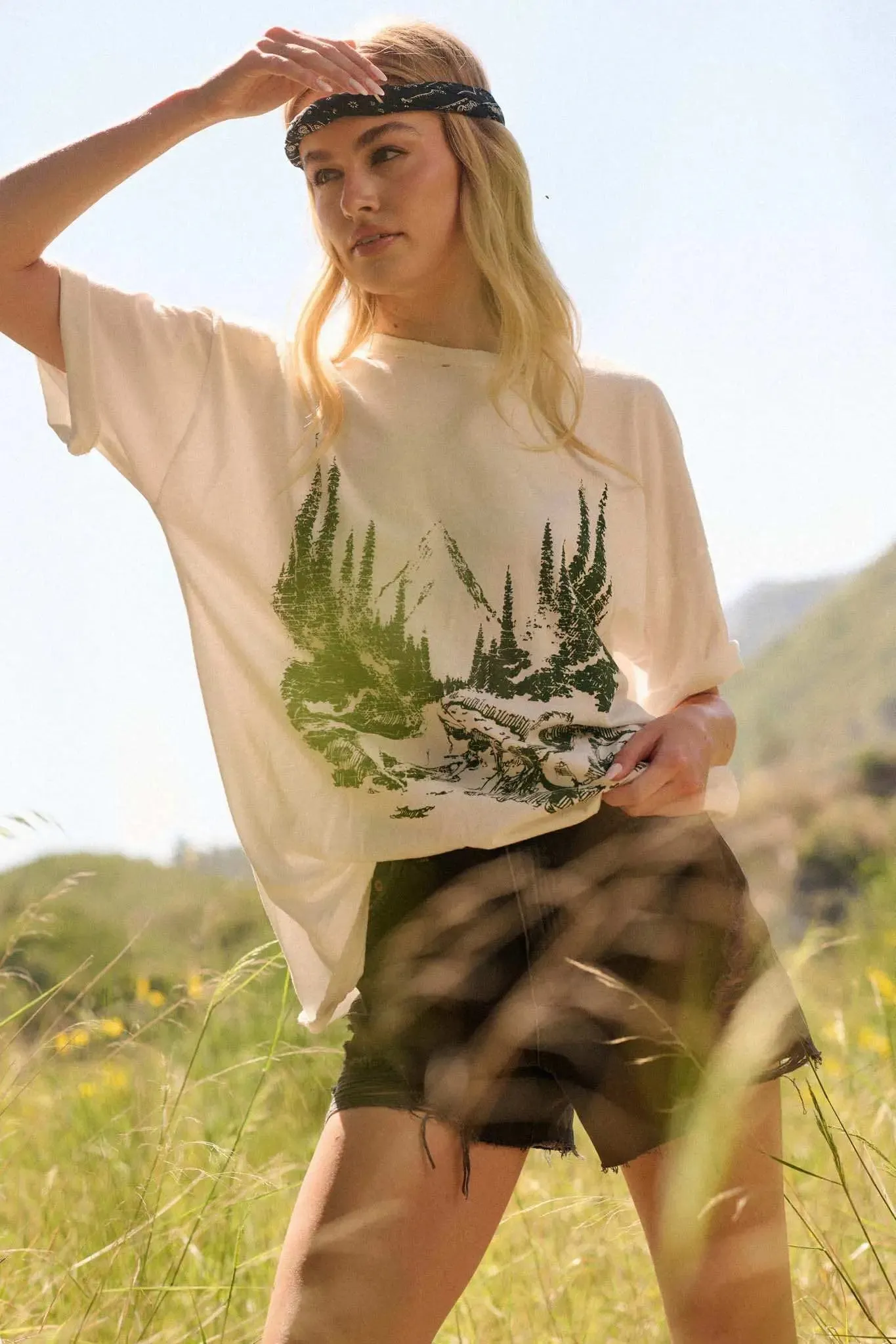 Mustang Mountain Distressed Oversize Graphic Tee sold by Promesa product image thumbnail 5