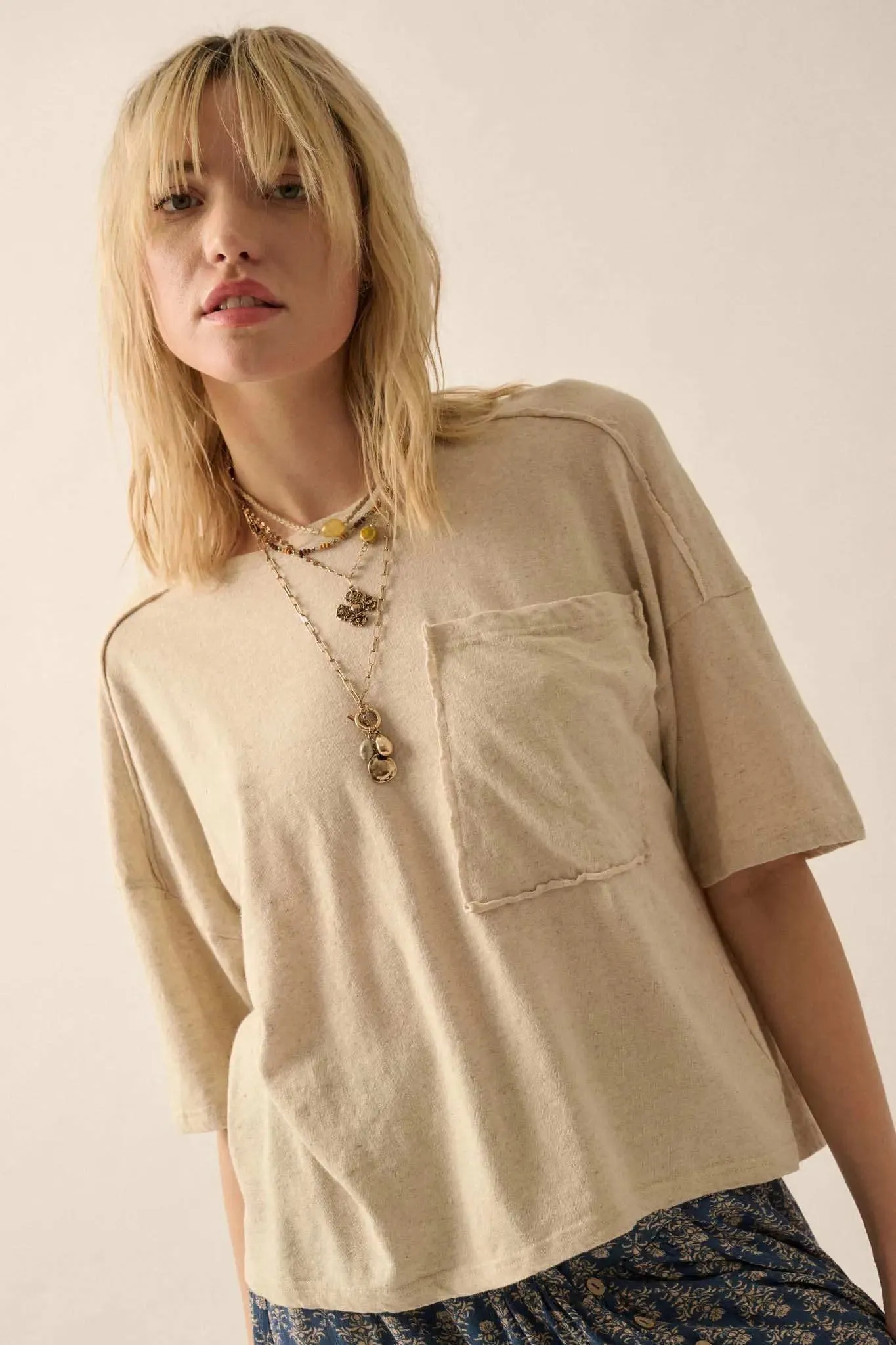 Easy Fit Raw-Edge Loose-Fit Pocket Tee sold by Promesa