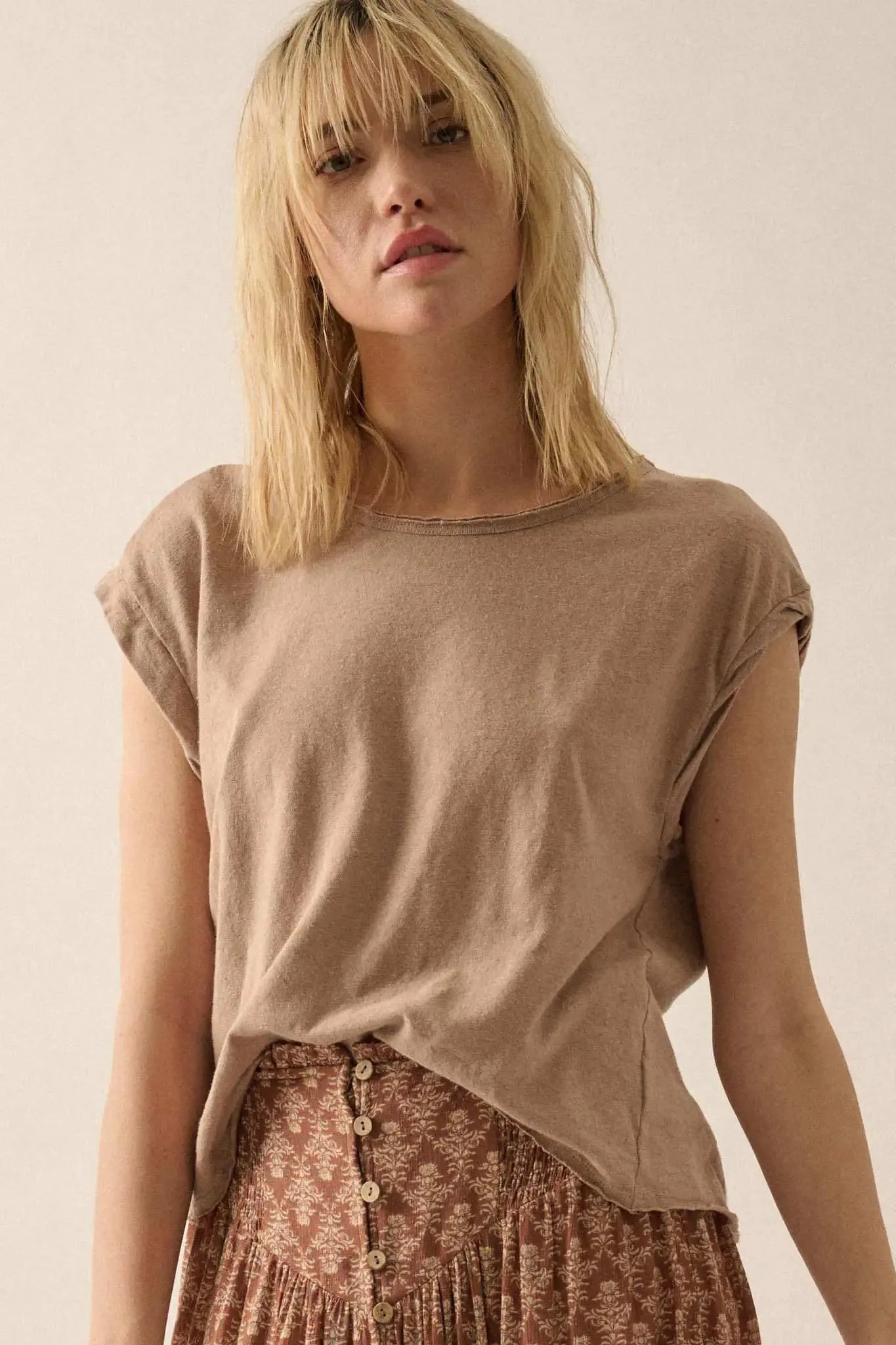 Easy Fit Cropped Raw-Edge Cap-Sleeve Muscle Tee sold by Promesa