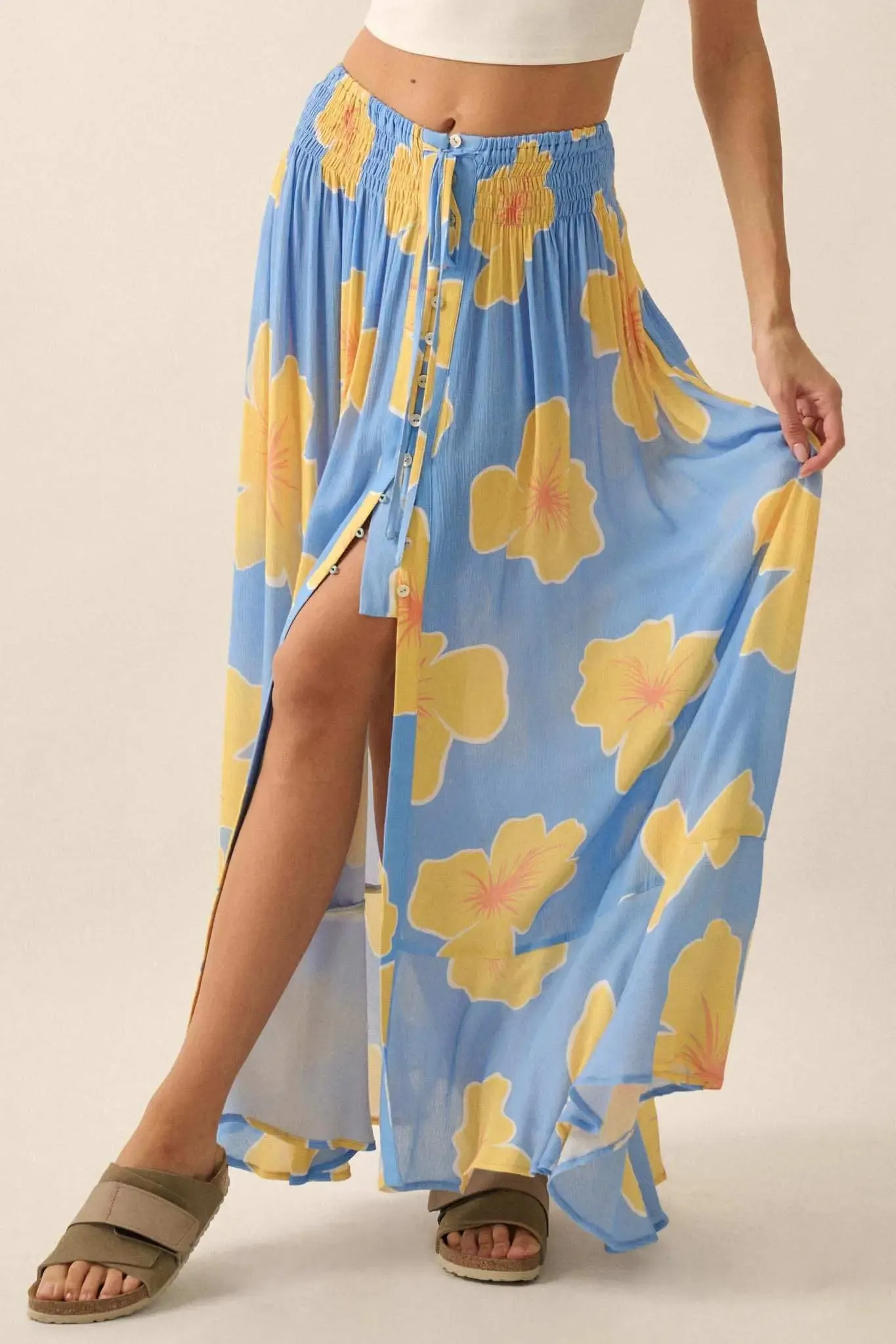 Hibiscus Grove Floral Crepe Buttoned Maxi Skirt sold by Promesa product image thumbnail 5