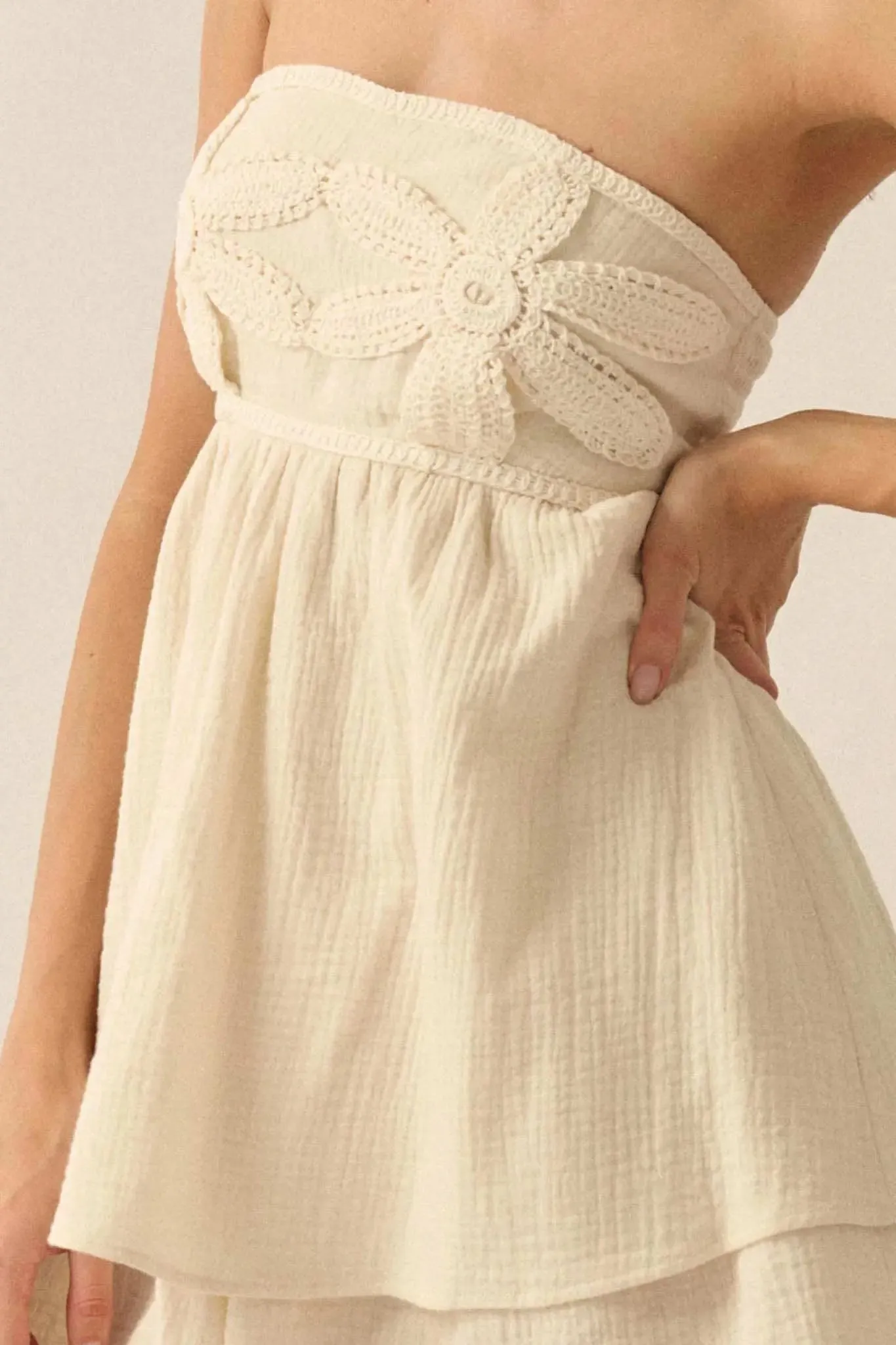 Lace Yourself Crochet-Trim Crinkle Cotton Romper sold by Promesa product image thumbnail 5
