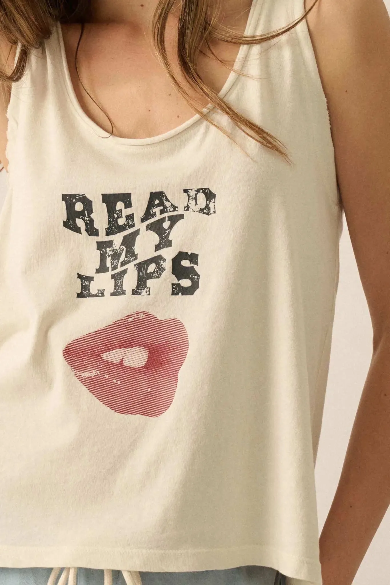 Read My Lips Raw-Edge Graphic Tank Top sold by Promesa product image thumbnail 2