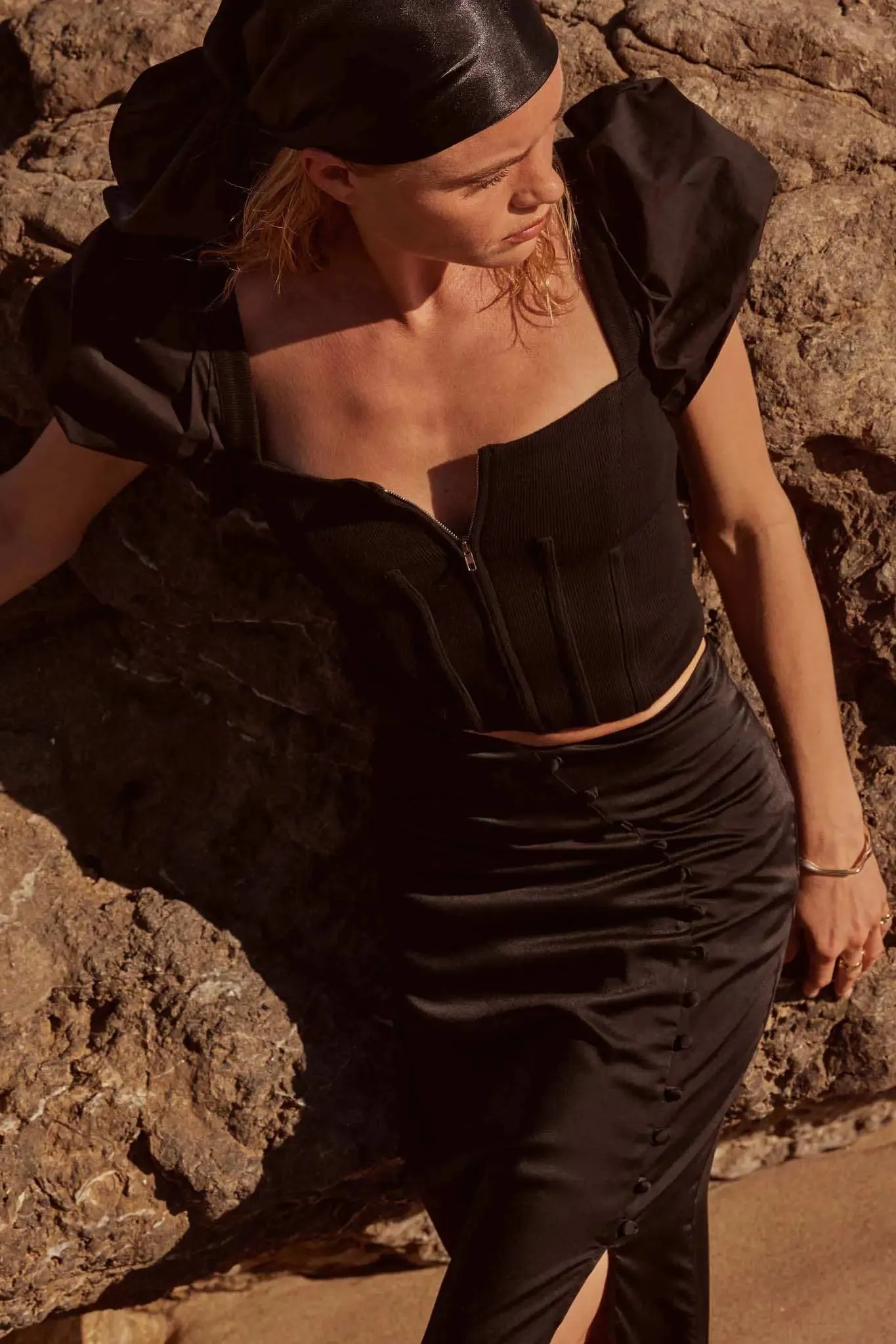 Princess Diaries Puff-Sleeve Zipped Corset Top sold by Promesa product image thumbnail 2