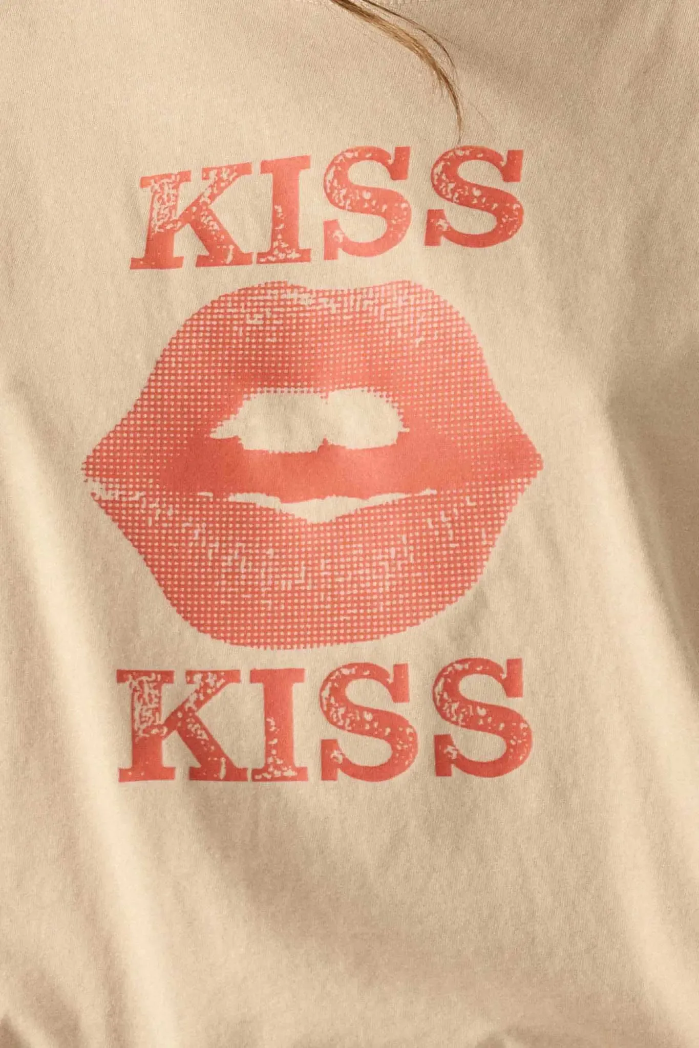 Kiss Kiss Distressed Sleeveless Graphic Tee sold by Promesa product image thumbnail 2