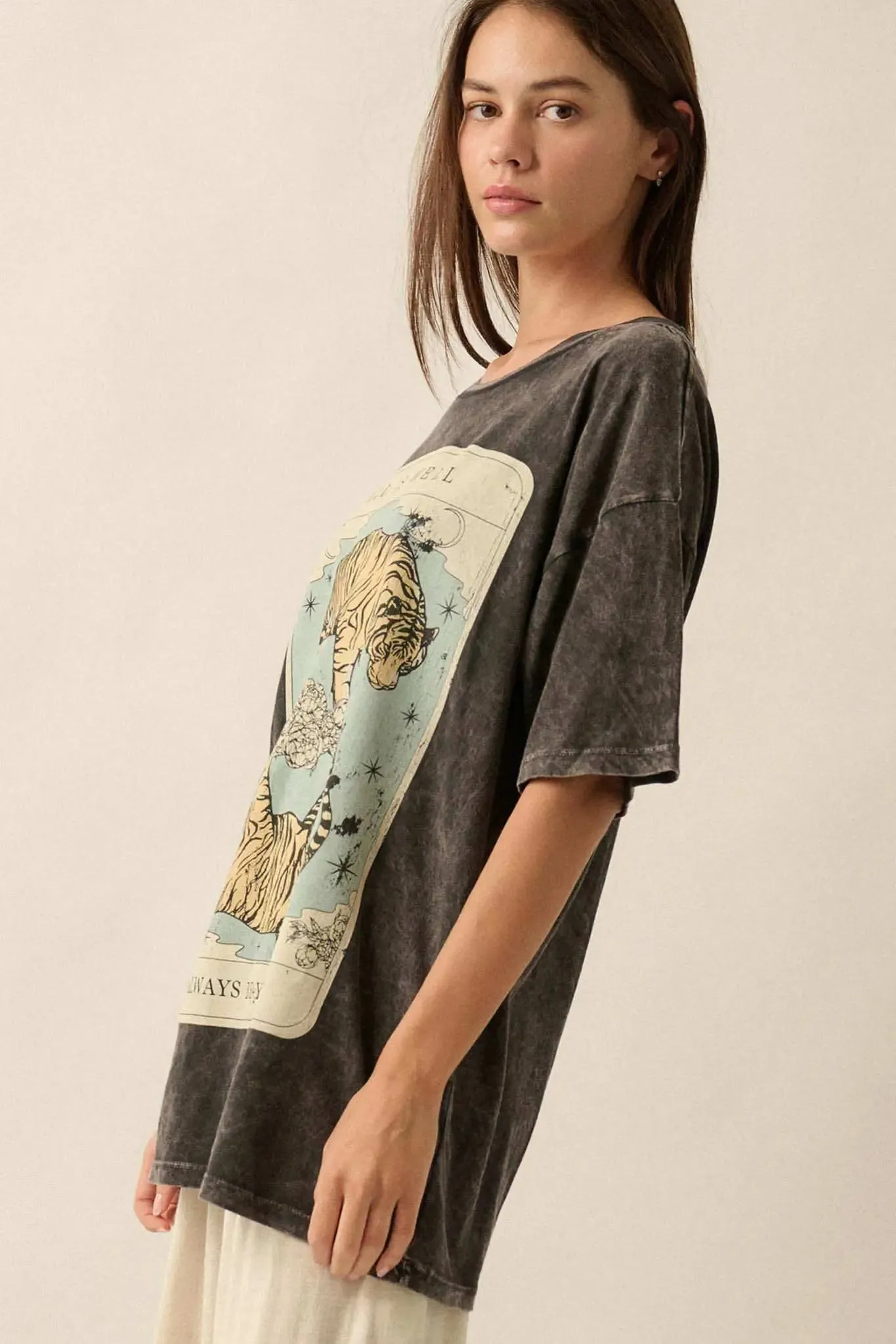 Tiger Tarot Oversized Vintage-Wash Graphic Tee sold by Promesa product image thumbnail 5