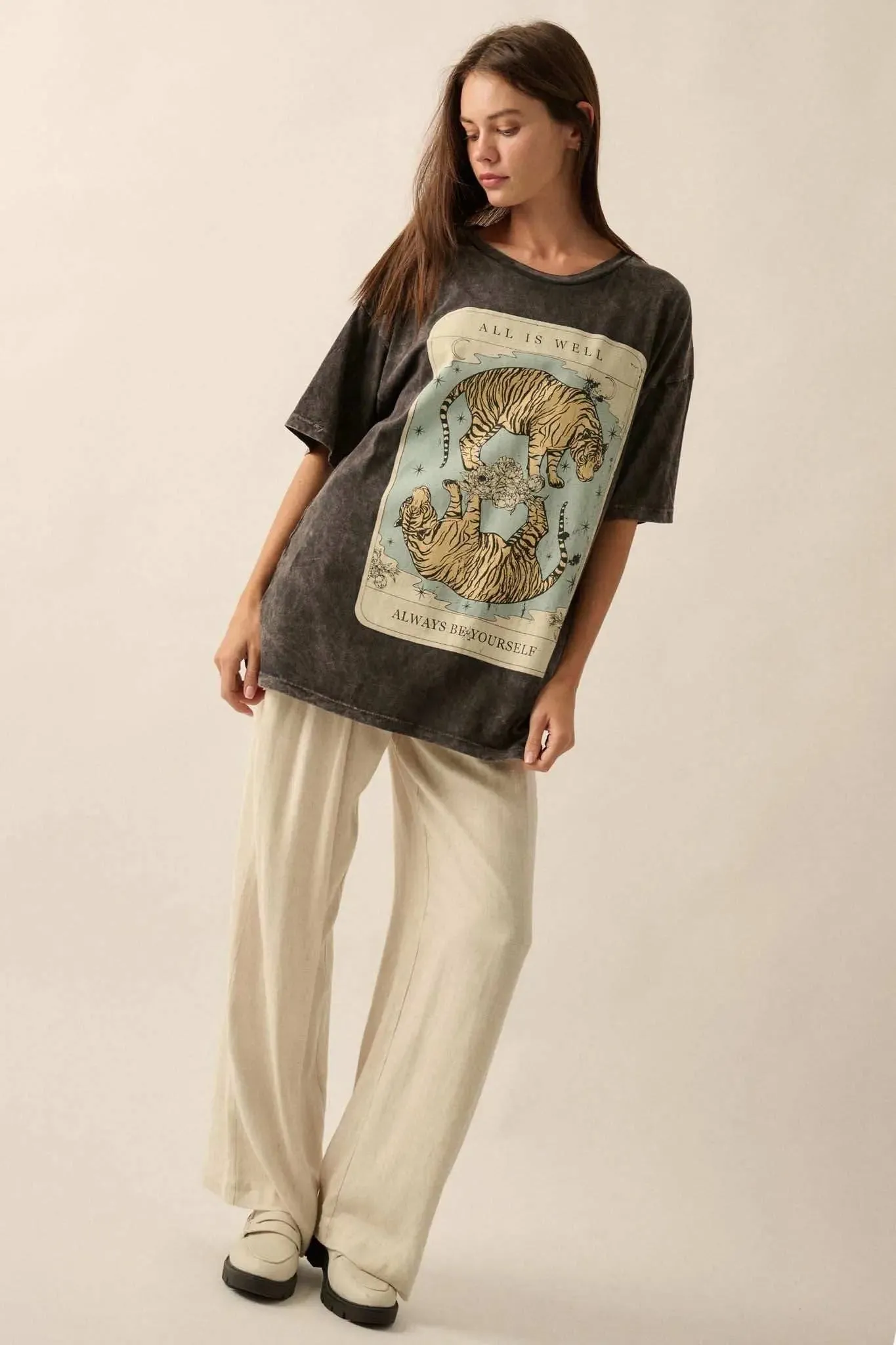 Tiger Tarot Oversized Vintage-Wash Graphic Tee sold by Promesa product image thumbnail 3