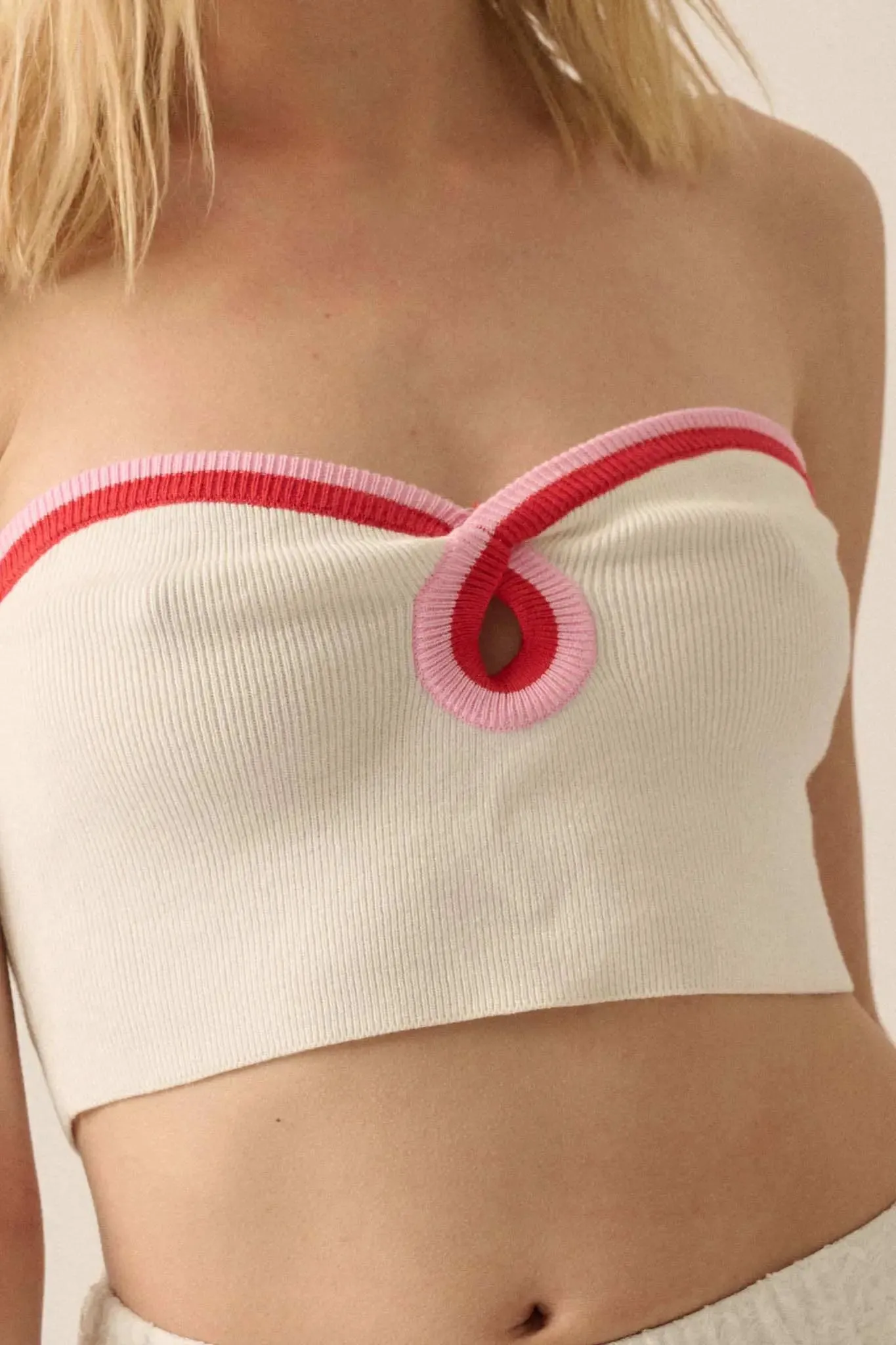 Heating Up Rib-Knit Keyhole Tube Top sold by Promesa product image thumbnail 4