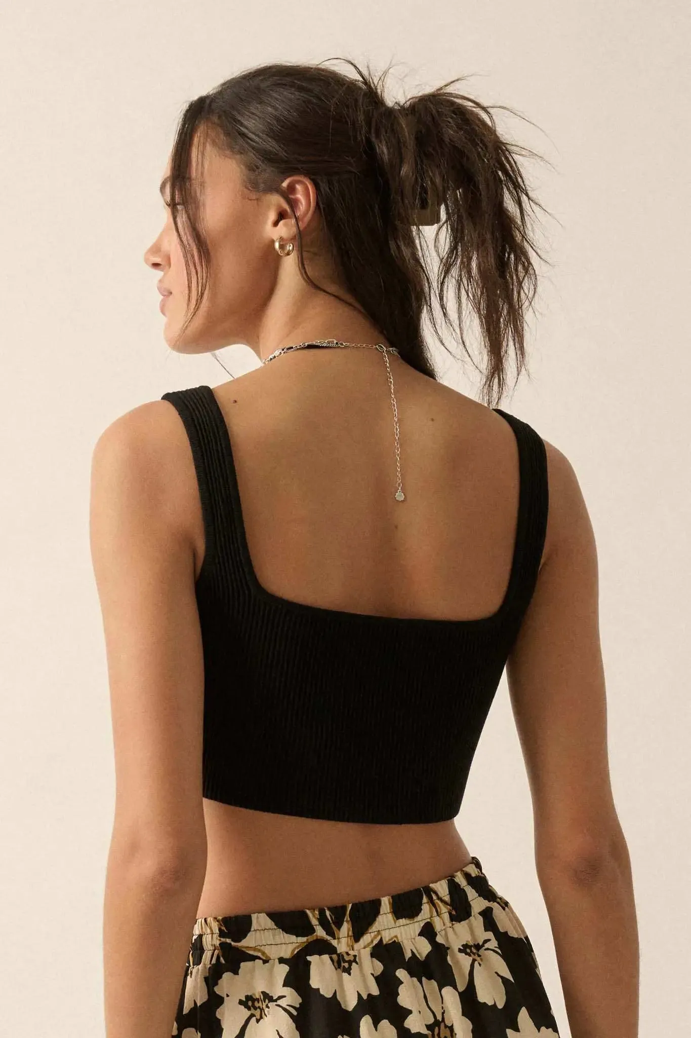 Shaper Fit Cropped Rib-Knit Sweetheart Tank Top sold by Promesa product image thumbnail 3