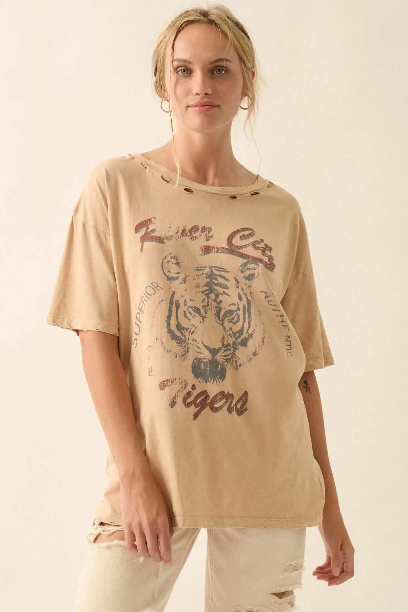River City Tigers Distressed Oversize Graphic Tee sold by Promesa product image thumbnail 3