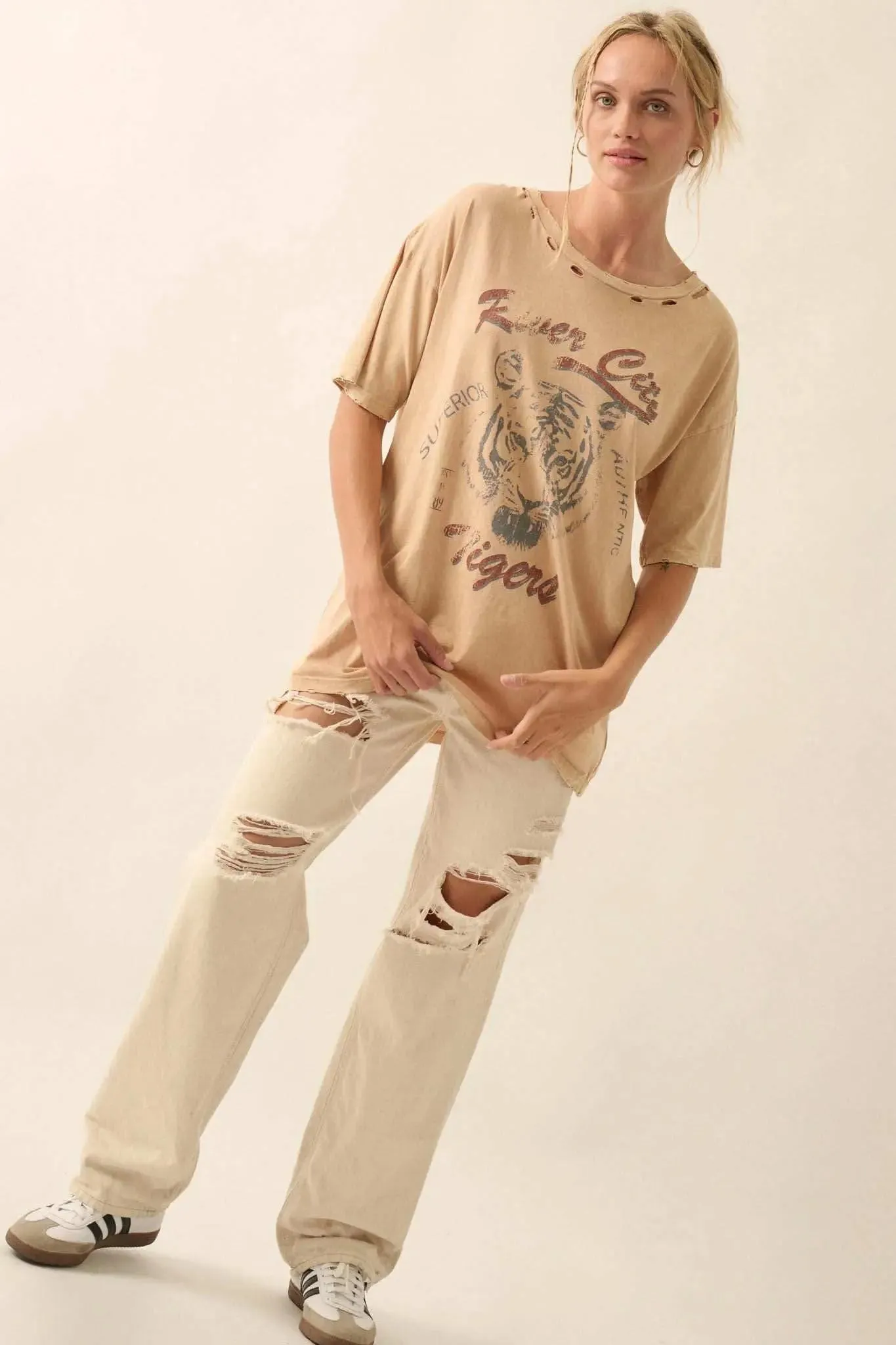 River City Tigers Distressed Oversize Graphic Tee sold by Promesa product image thumbnail 4