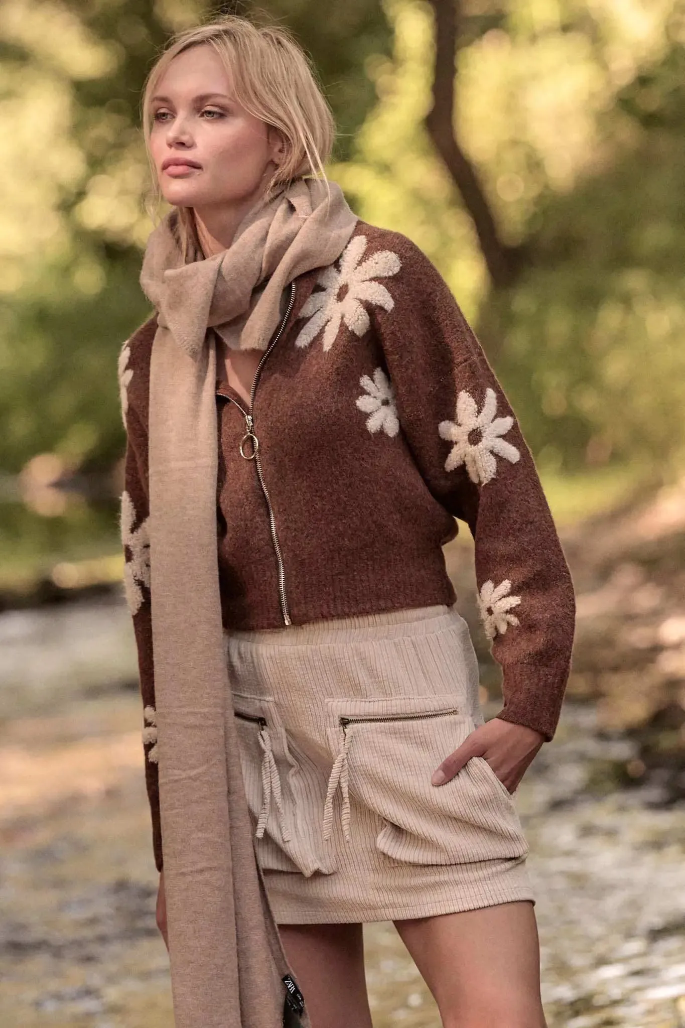 Carried Away Corduroy Cargo Mini Skirt sold by Promesa product image thumbnail 5