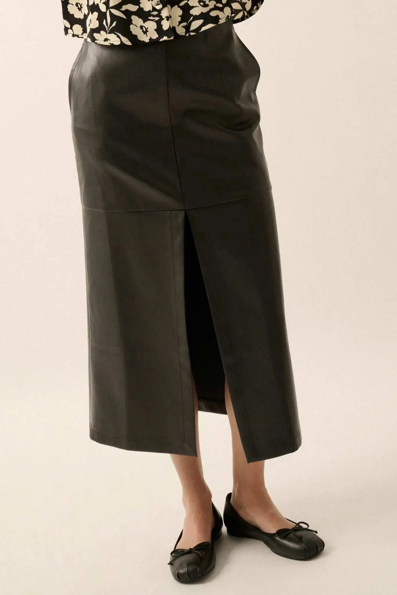 Leading Edge Vegan Leather Pencil Skirt sold by Promesa product image thumbnail 4