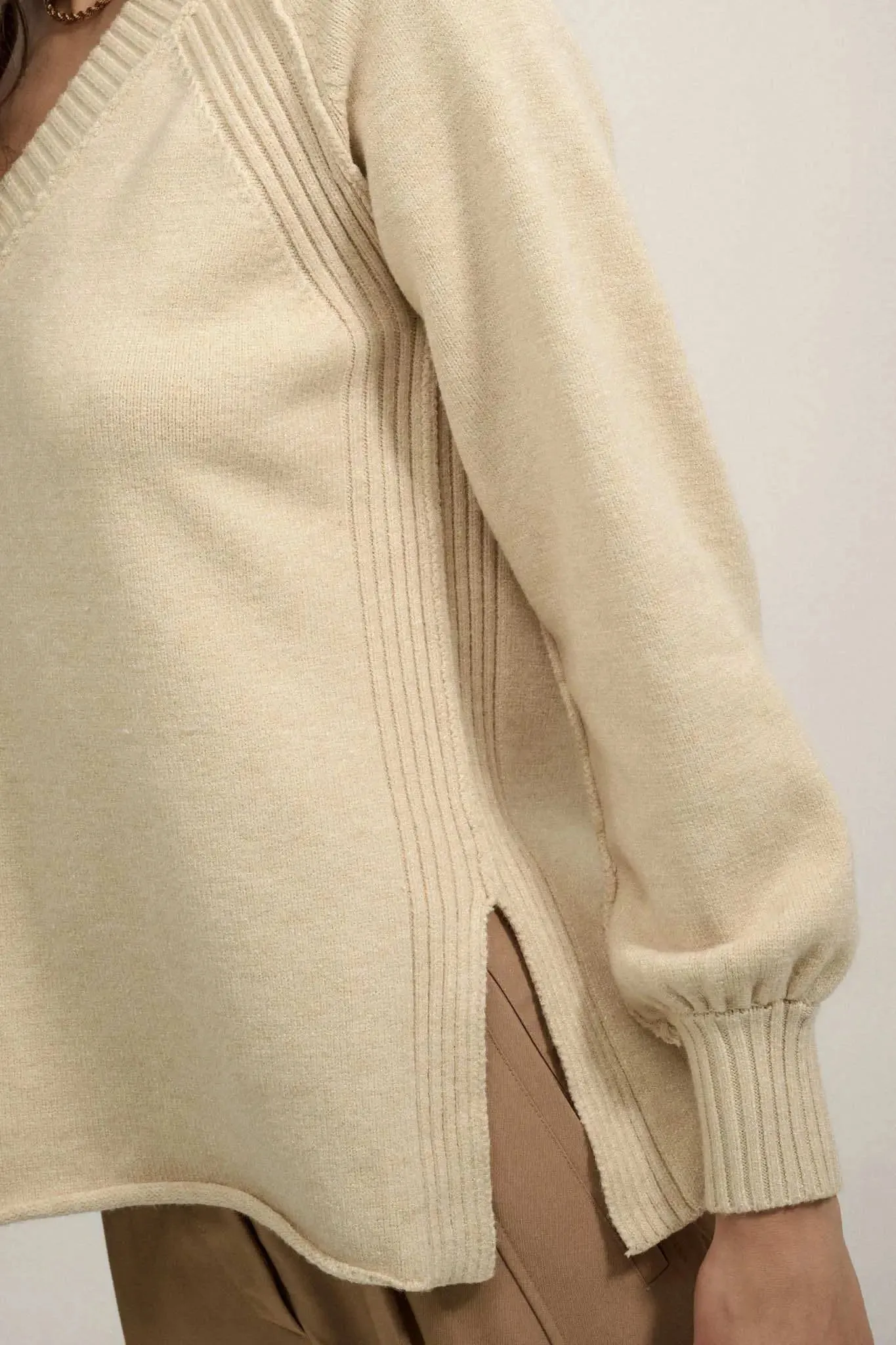 Morning Song Ribbed Knit Detail V-Neck Sweater sold by Promesa product image thumbnail 4