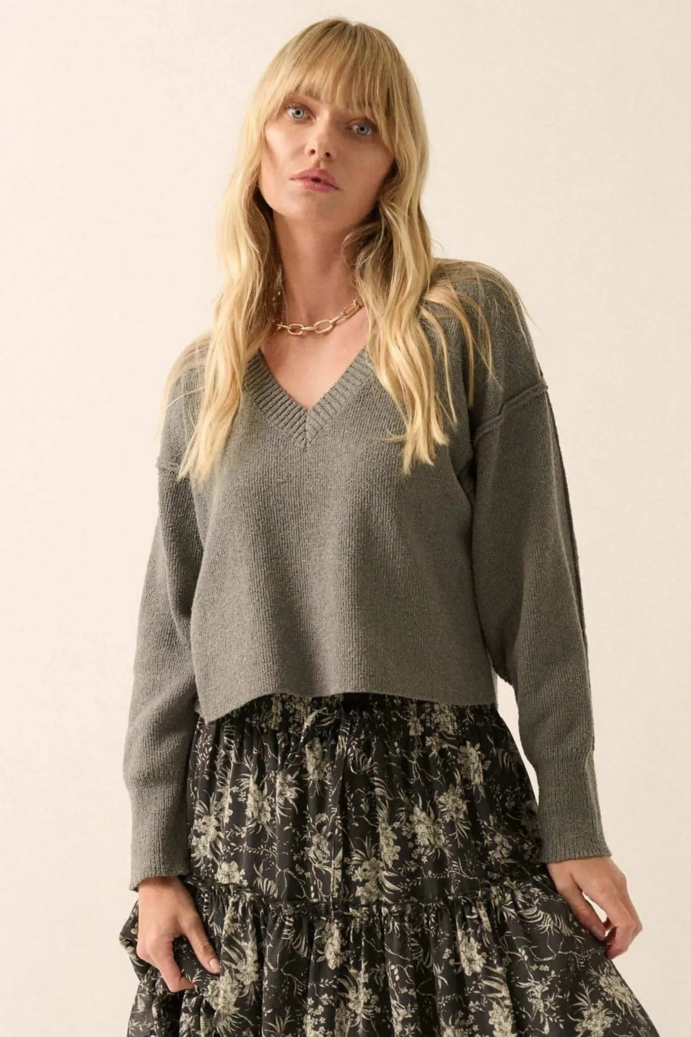 Make It Last Textured Exposed-Seam V-Neck Sweater sold by Promesa product image thumbnail 3