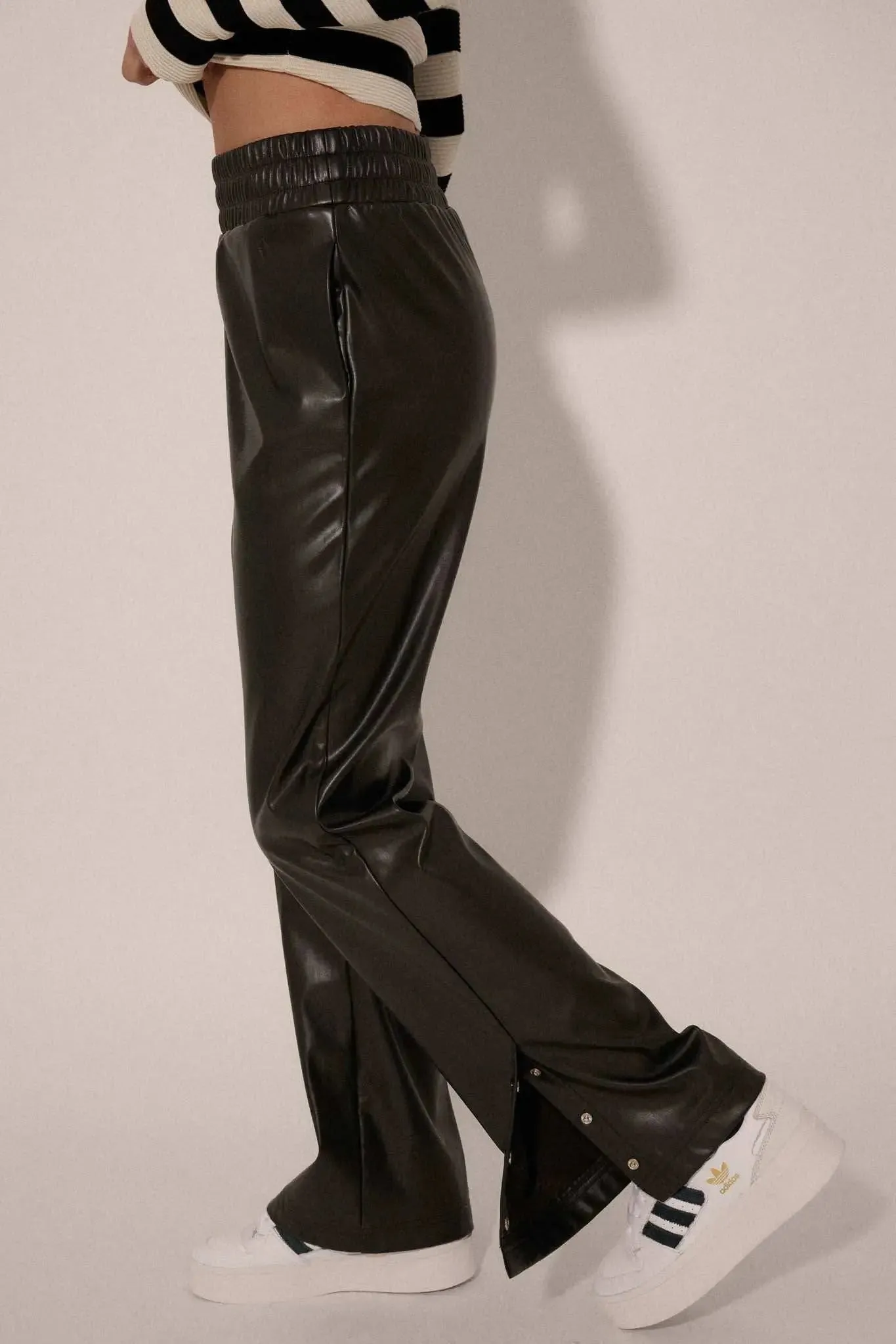 Going Solo Vegan Leather Snap-Cuff Pants sold by Promesa product image thumbnail 5