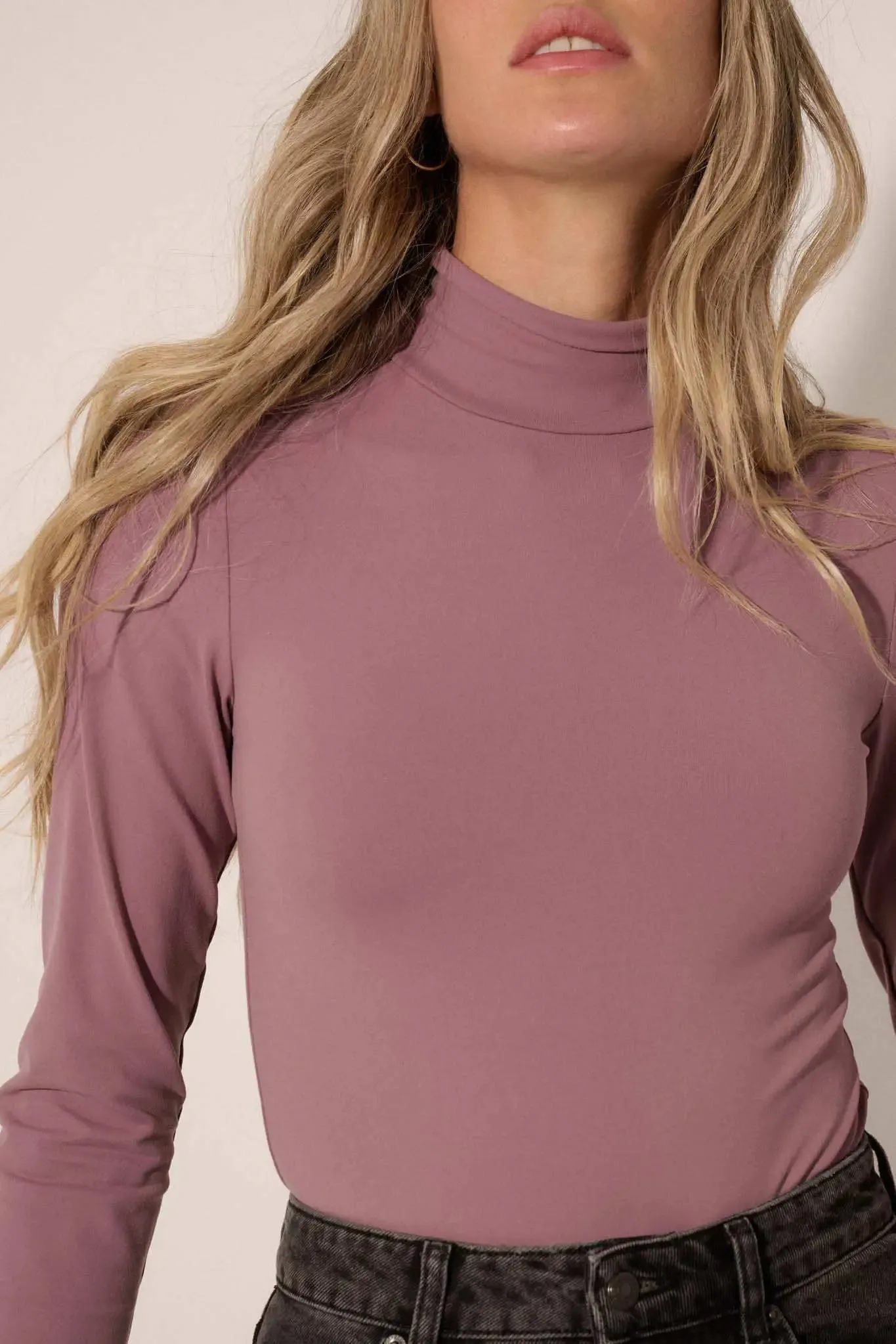 Lifted Fit Mock Neck Long-Sleeve Bodysuit sold by Promesa product image thumbnail 4
