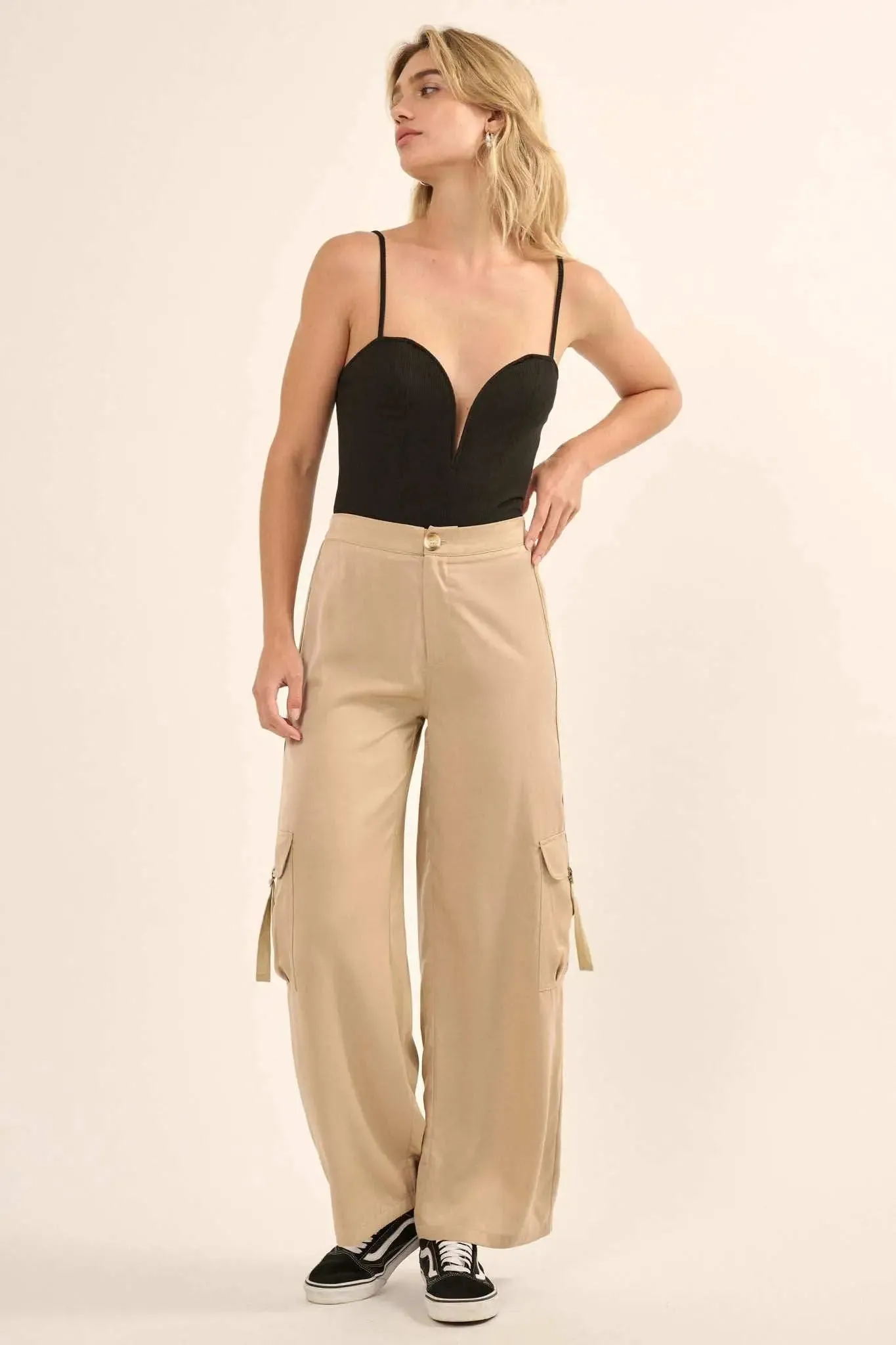 Promise the Label Rib-Knit V-Wire Plunge Bodysuit sold by Promesa product image thumbnail 5