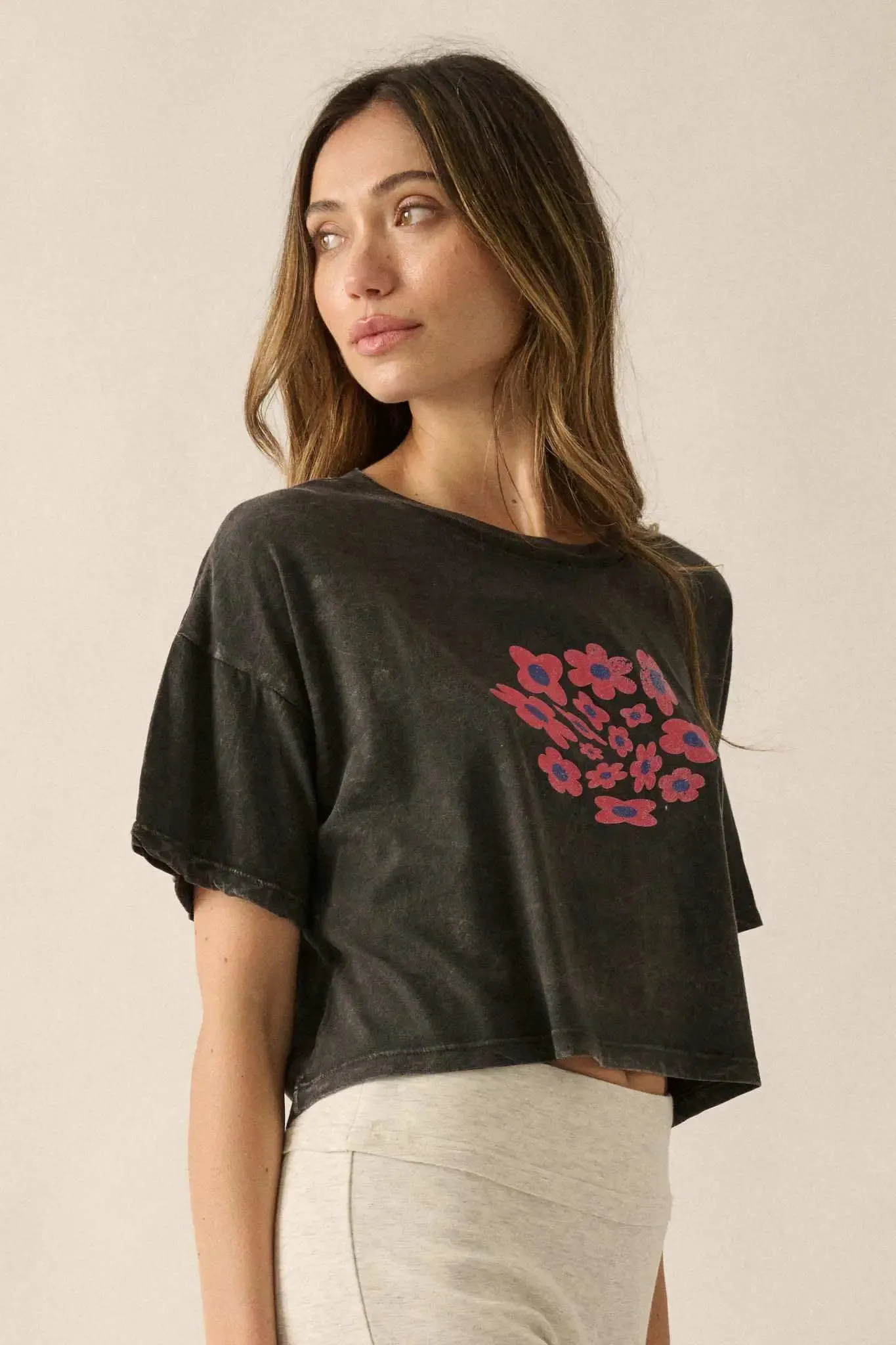 Fun Flowers Vintage-Wash Cropped Graphic Tee sold by Promesa product image thumbnail 5