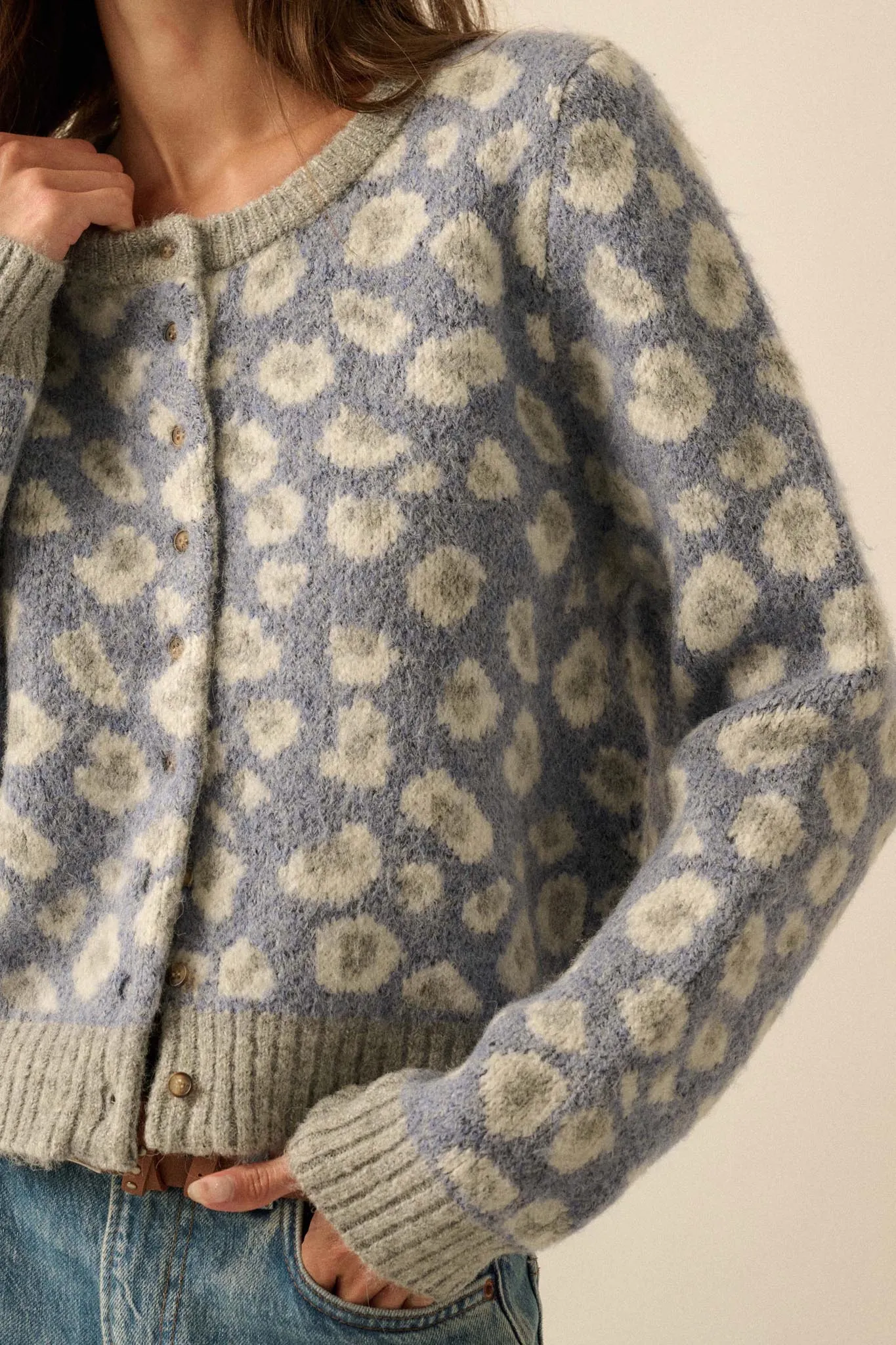 Animal Nature Leopard Jacquard-Knit Cardigan sold by Promesa product image thumbnail 4