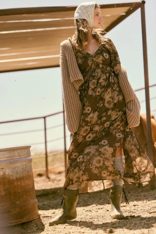 Wildflower Glen Floral Velvet-Trim Maxi Dress made by Promesa