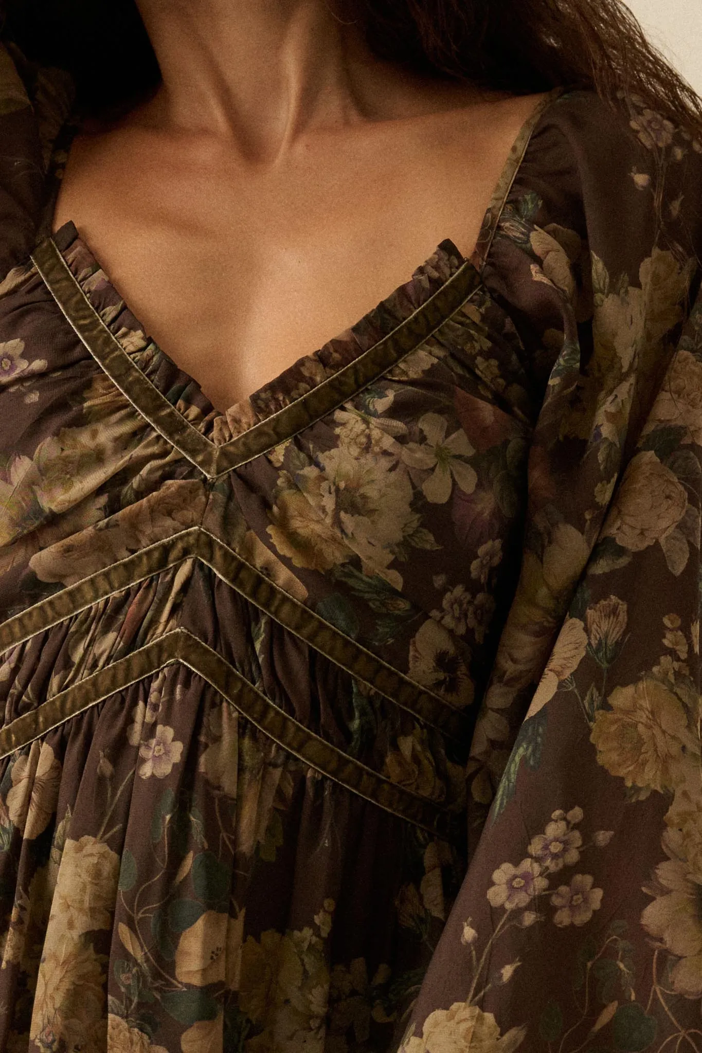 Wildflower Glen Floral Velvet-Trim Maxi Dress sold by Promesa product image thumbnail 5