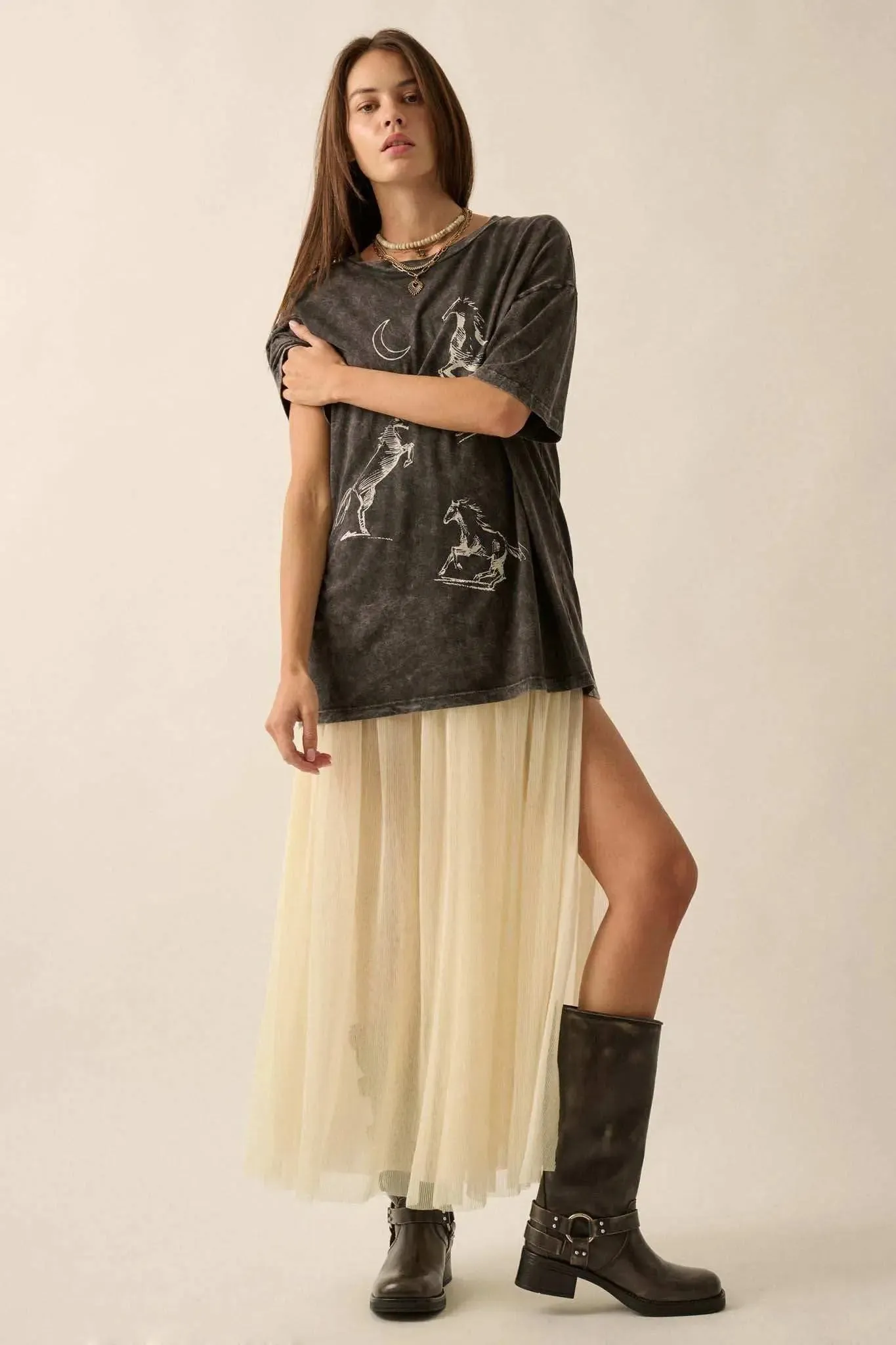 Mustang Moon Oversize Horses Graphic Tee sold by Promesa product image thumbnail 3