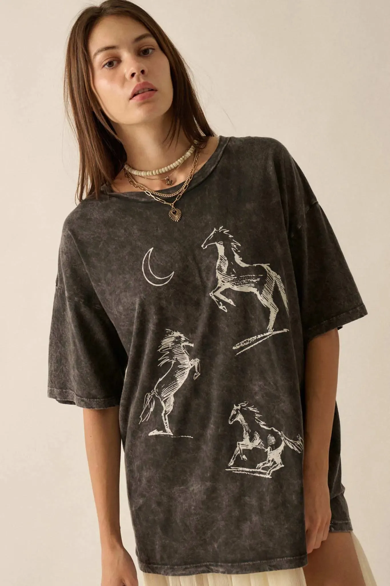 Mustang Moon Oversize Horses Graphic Tee sold by Promesa product image thumbnail 4
