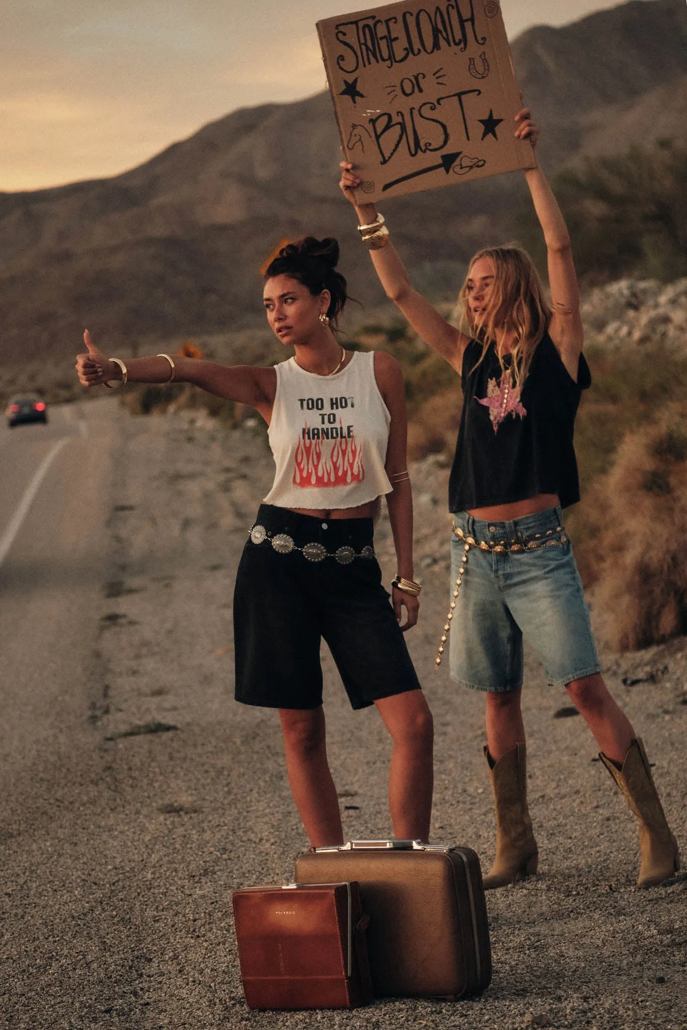 Too Hot to Handle Lettuce-Edge Graphic Tank Top sold by Promesa product image thumbnail 3