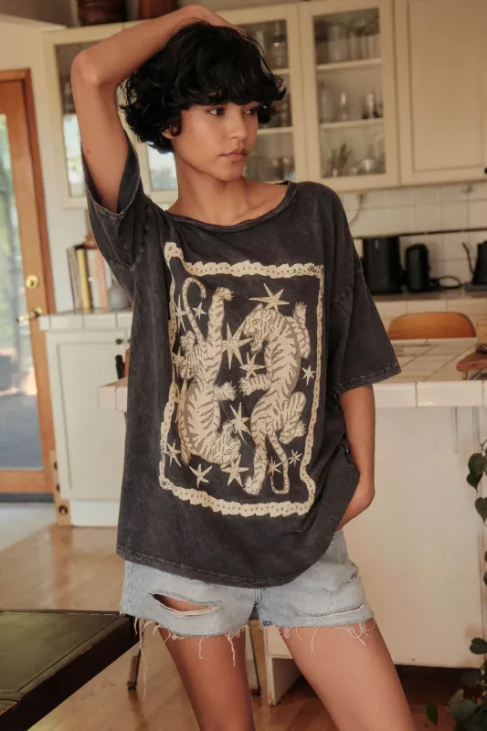 Twin Tigers Vintage-Wash Oversize Graphic Tee made by Promesa