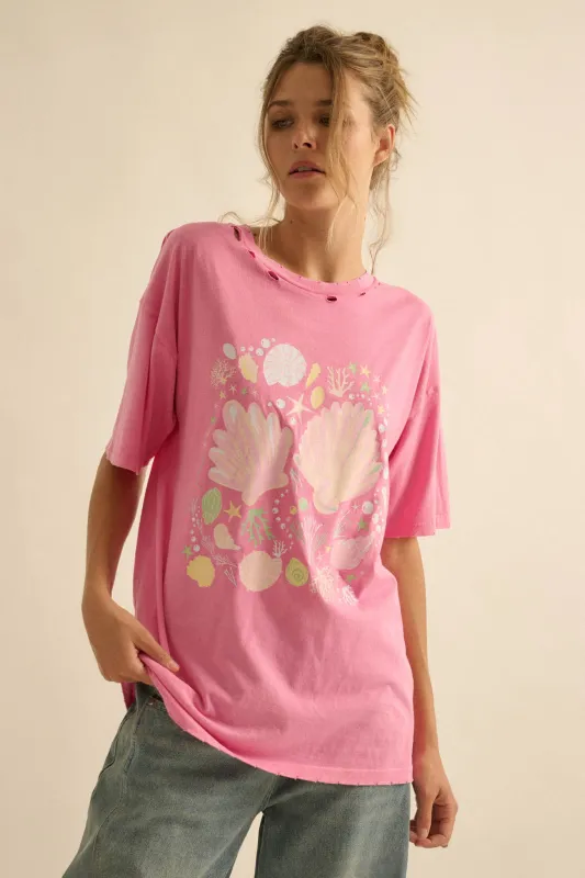 By the Seashore Distressed Seashell Graphic Tee made by Promesa